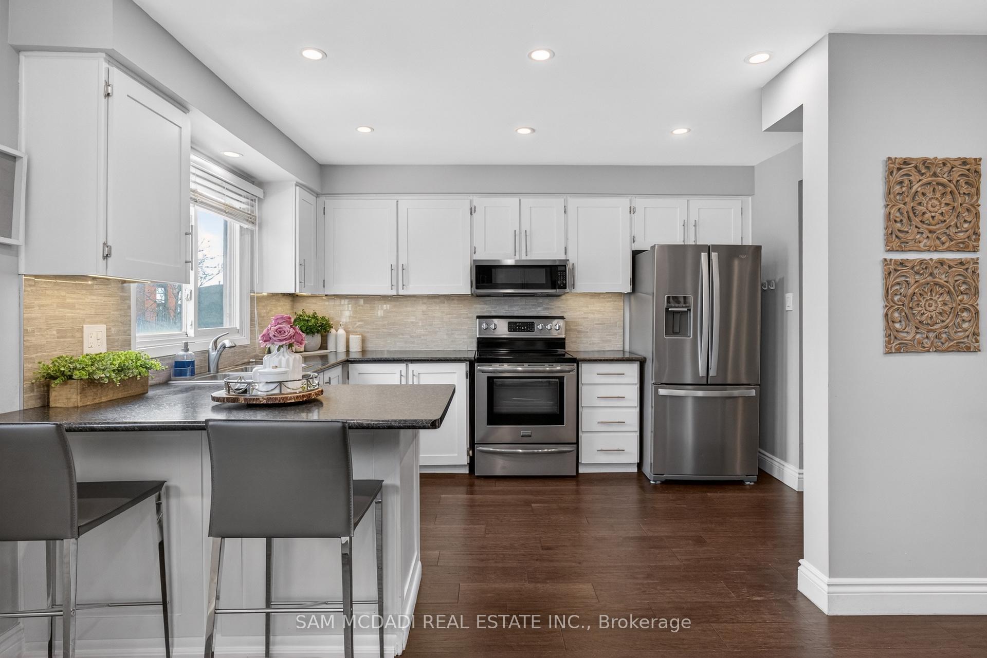 Photo 23 of Unit 4, 4230 Fieldgate Drive, Mississauga, Rathwood — HOMEH