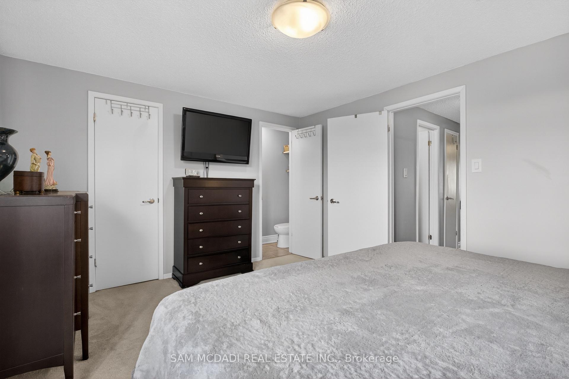 Photo 27 of Unit 4, 4230 Fieldgate Drive, Mississauga, Rathwood — HOMEH