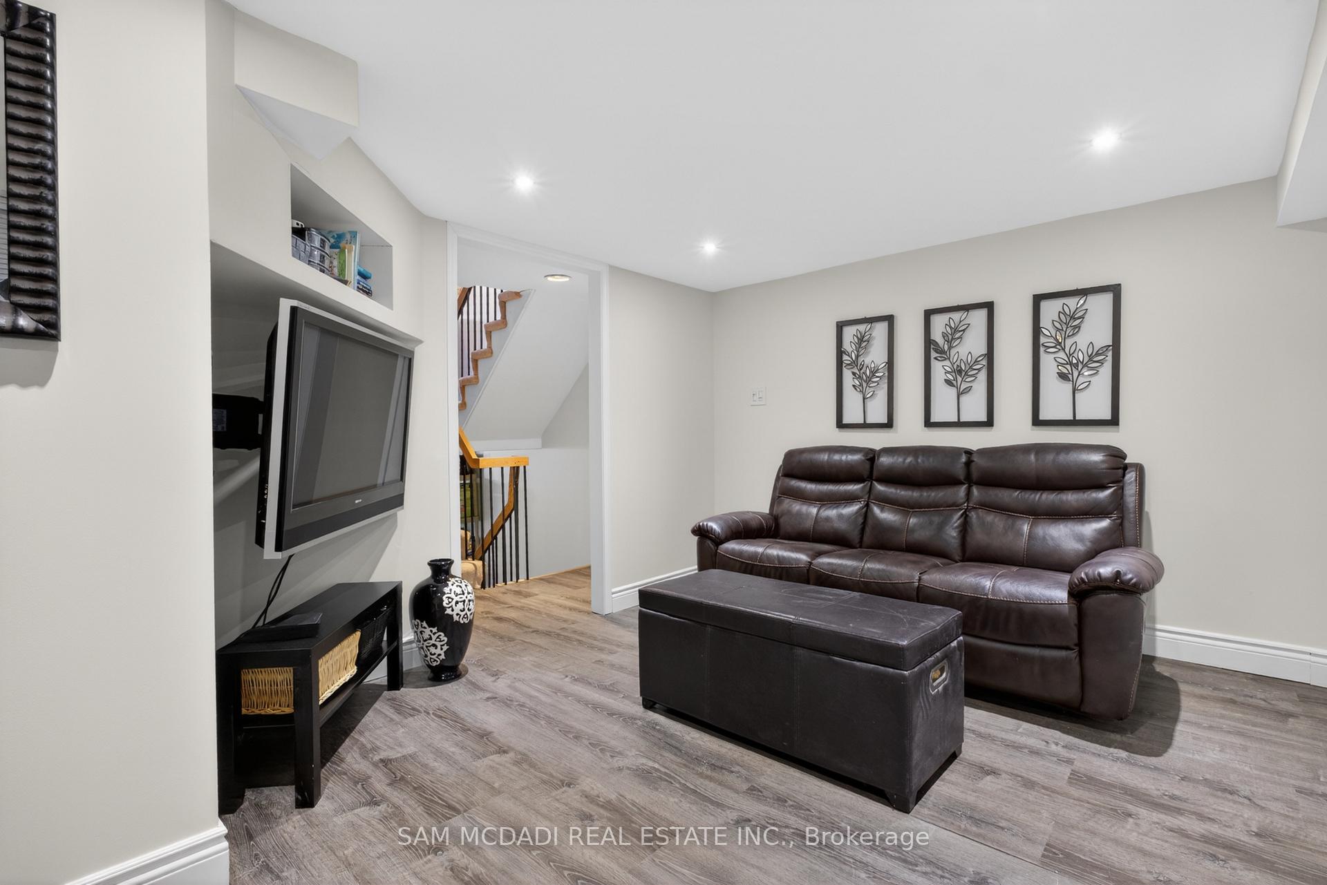 Photo 37 of Unit 4, 4230 Fieldgate Drive, Mississauga, Rathwood — HOMEH