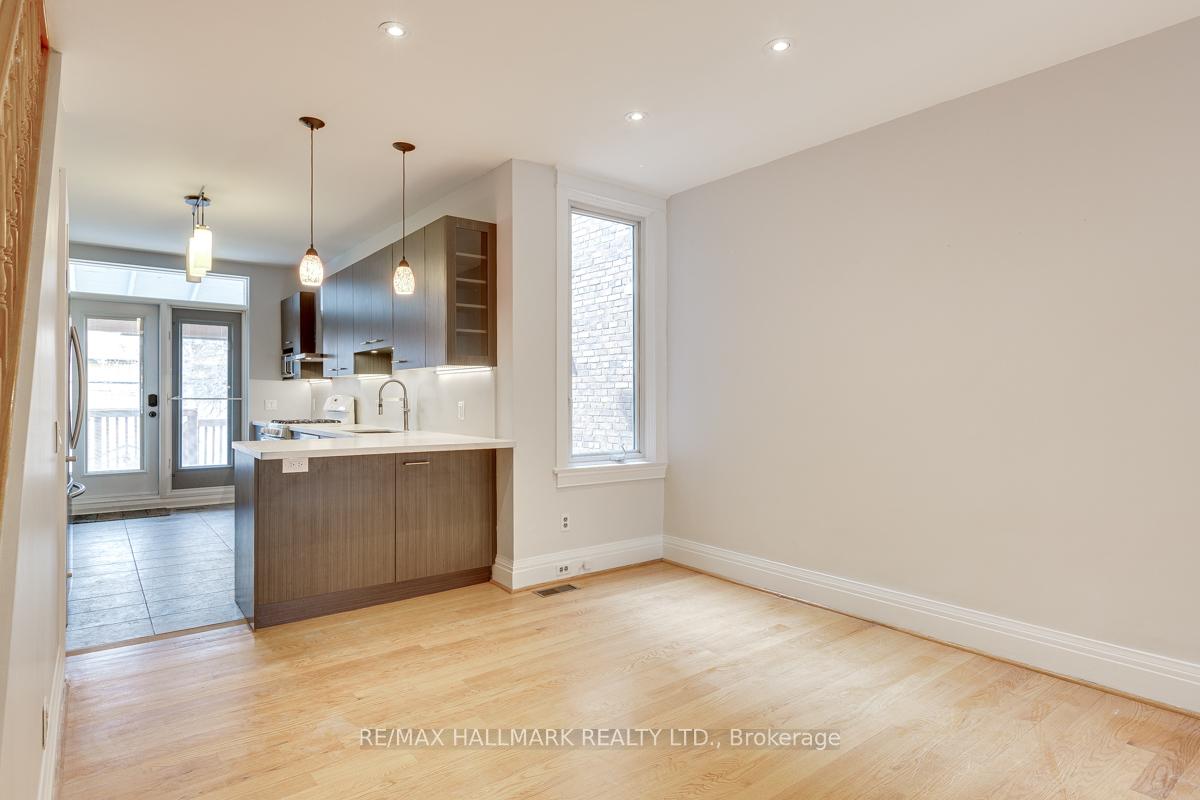 Photo 4 of 262 Highfield Road, Toronto, Greenwood-Coxwell — HOMEH