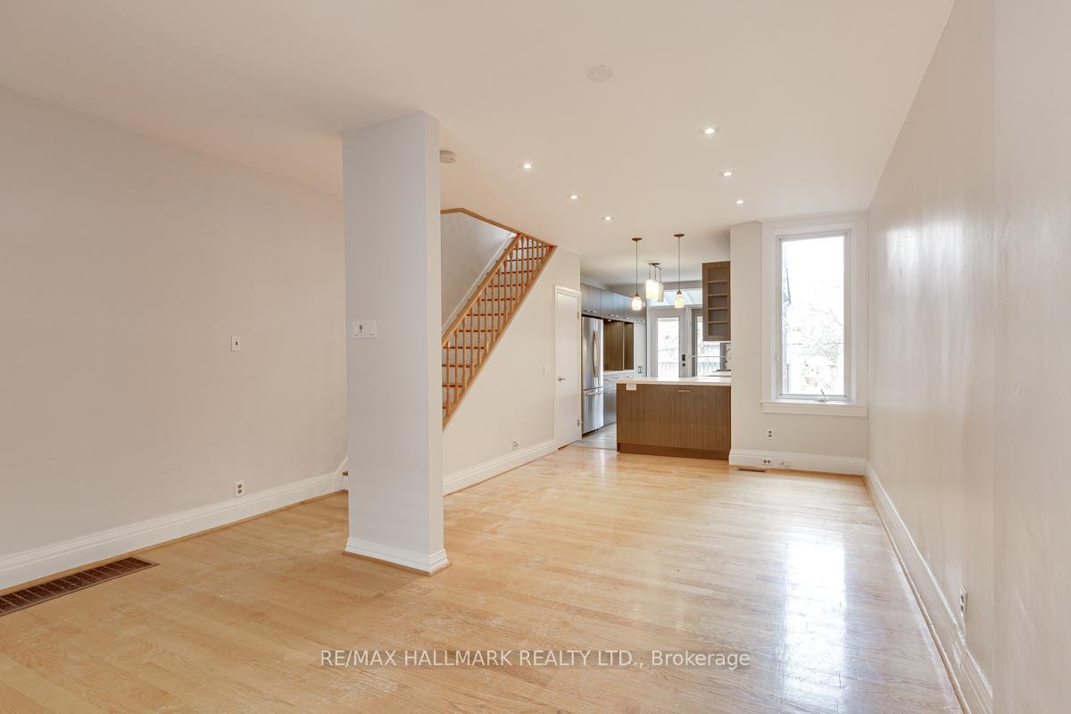 Photo 5 of 262 Highfield Road, Toronto, Greenwood-Coxwell — HOMEH