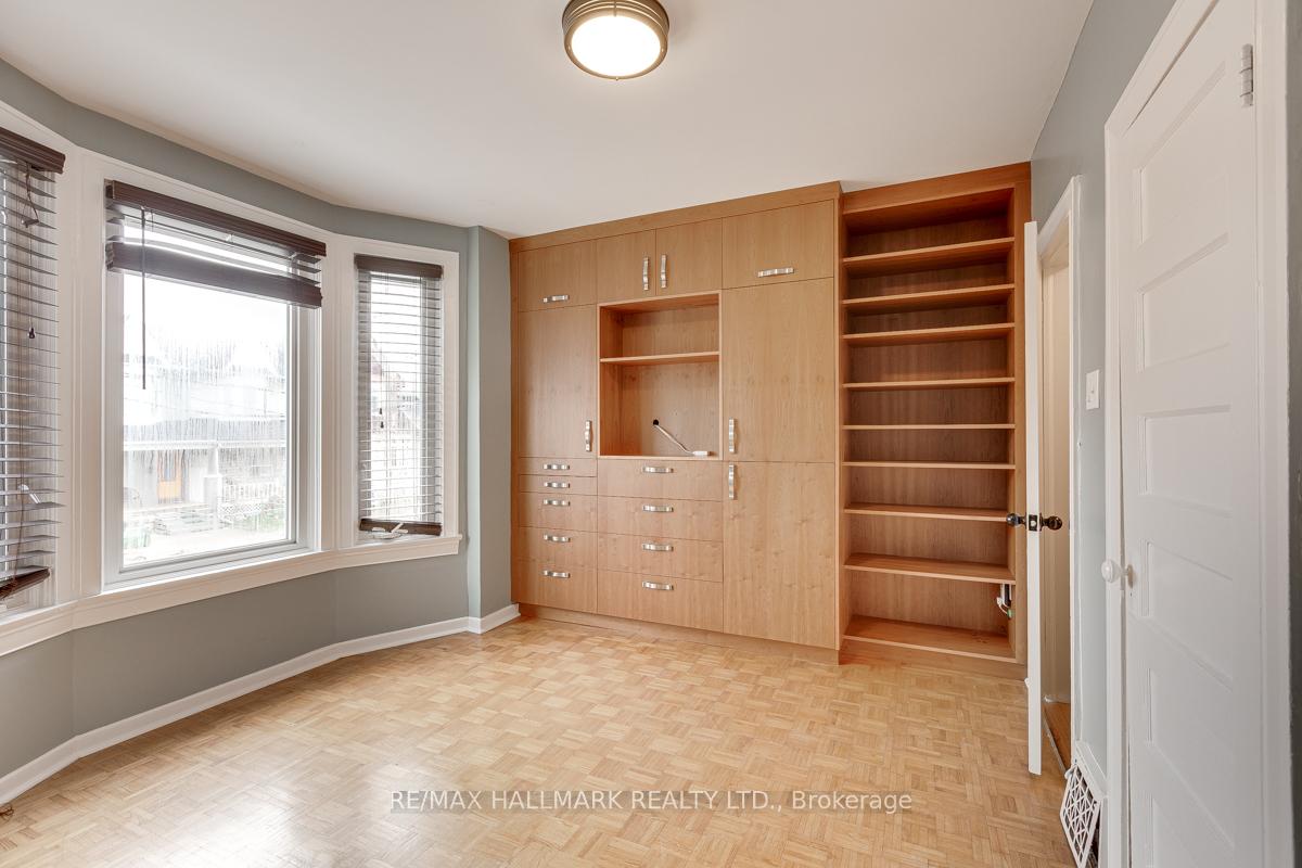 Photo 11 of 262 Highfield Road, Toronto, Greenwood-Coxwell — HOMEH