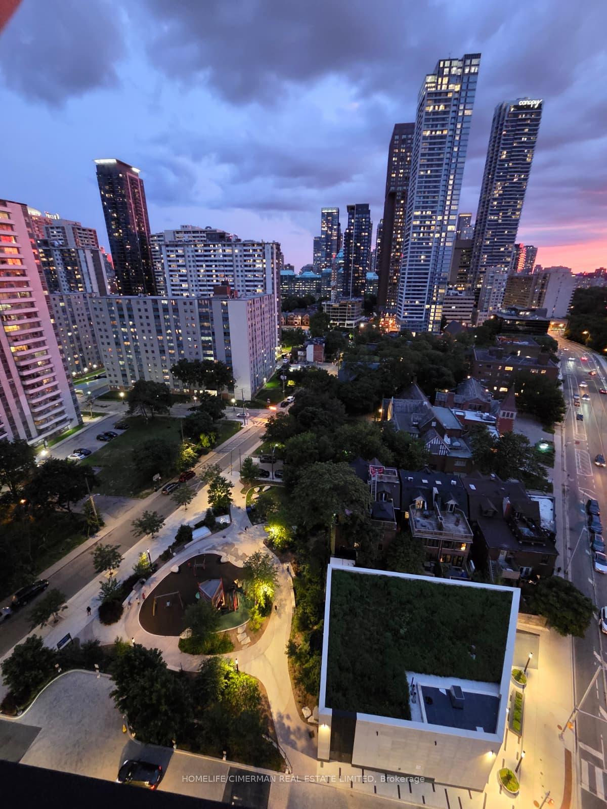 Photo 3 of Unit 1602, 575 Bloor Street E, Toronto, North St. James Town — HOMEH