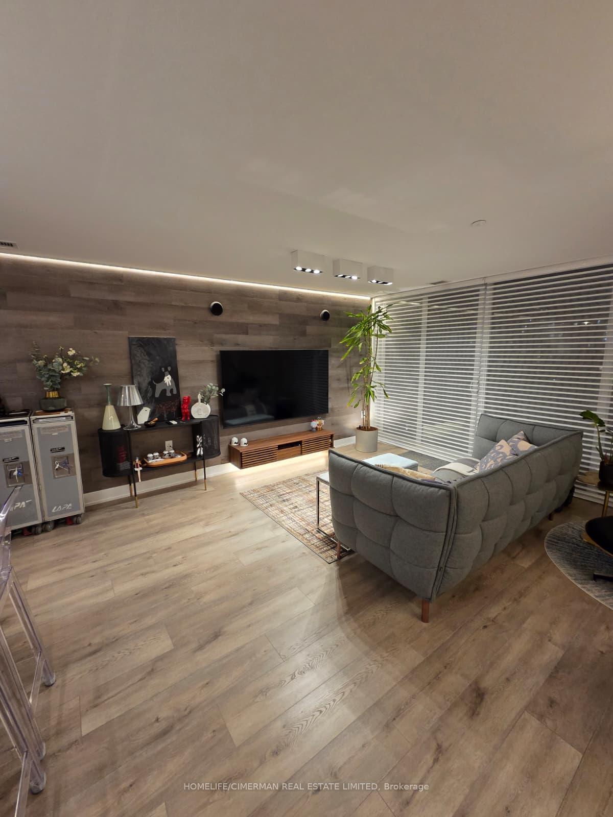Photo 7 of Unit 1602, 575 Bloor Street E, Toronto, North St. James Town — HOMEH