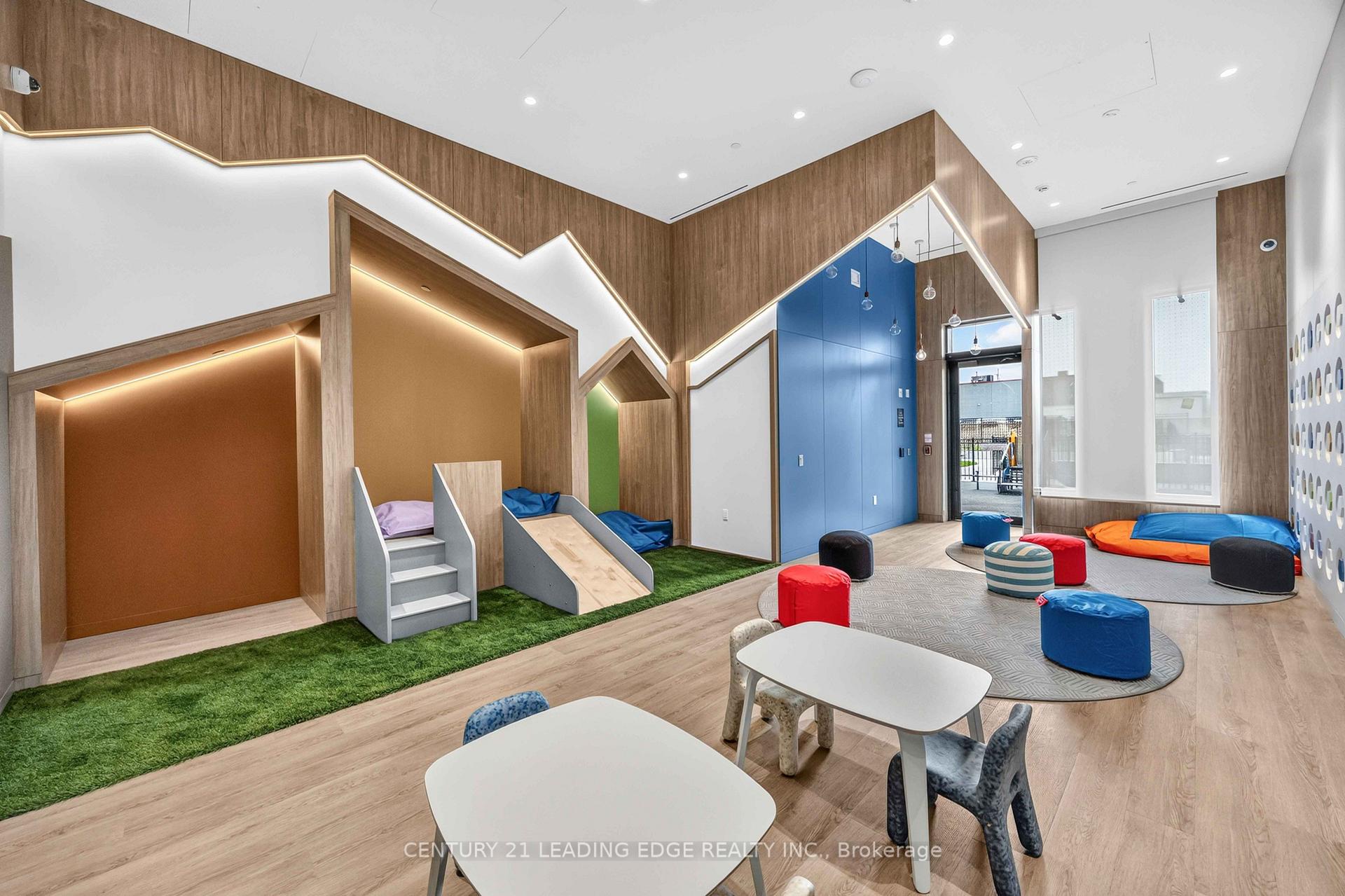 Photo 28 of Unit 805, 21 Meadowvale Road, Vaughan, Vaughan Corporate Centre — HOMEH