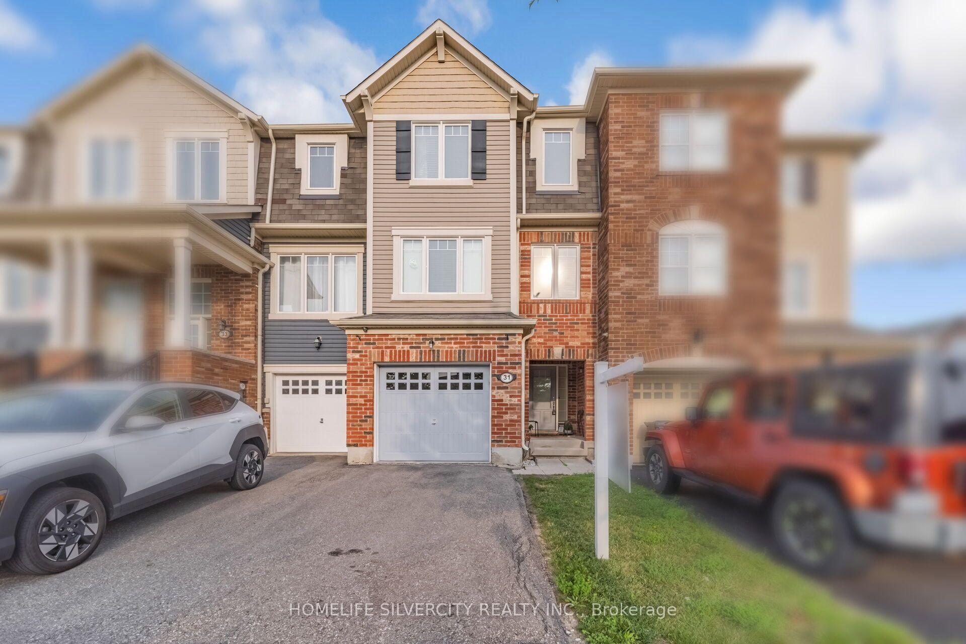Photo 3 of 31 Betterton Crescent, Brampton, Northwest Brampton — HOMEH
