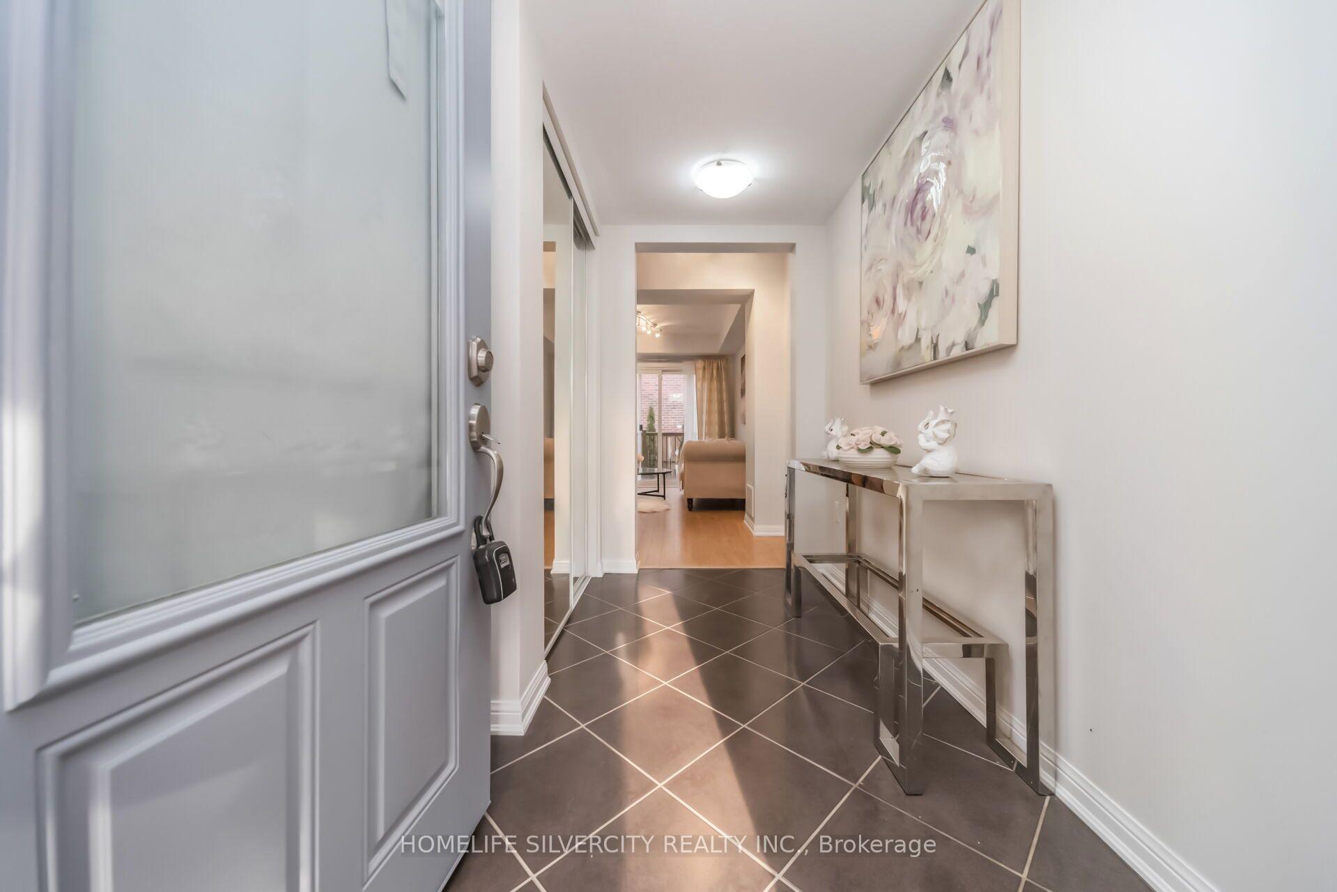 Photo 5 of 31 Betterton Crescent, Brampton, Northwest Brampton — HOMEH