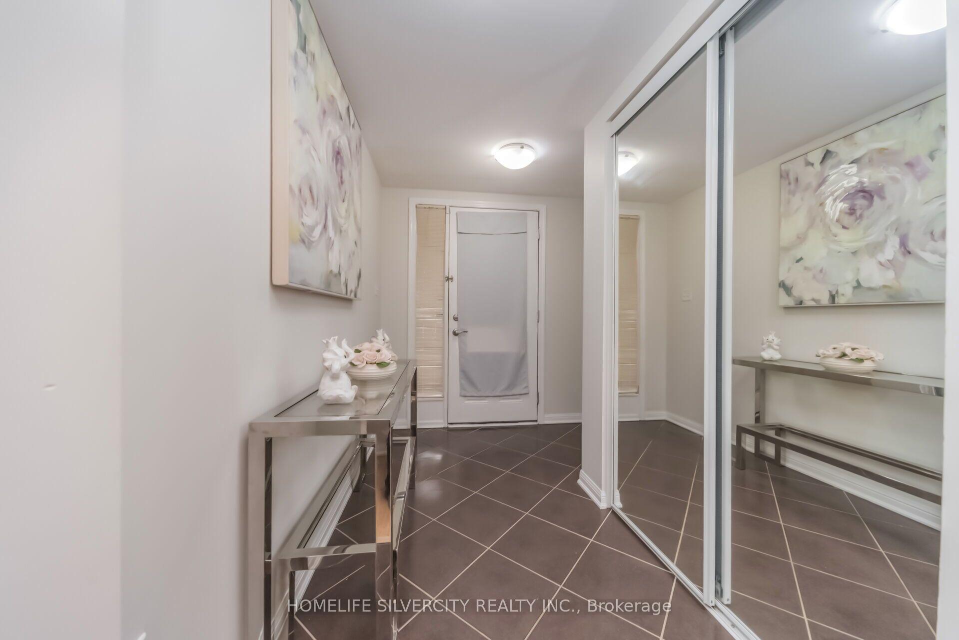 Photo 6 of 31 Betterton Crescent, Brampton, Northwest Brampton — HOMEH