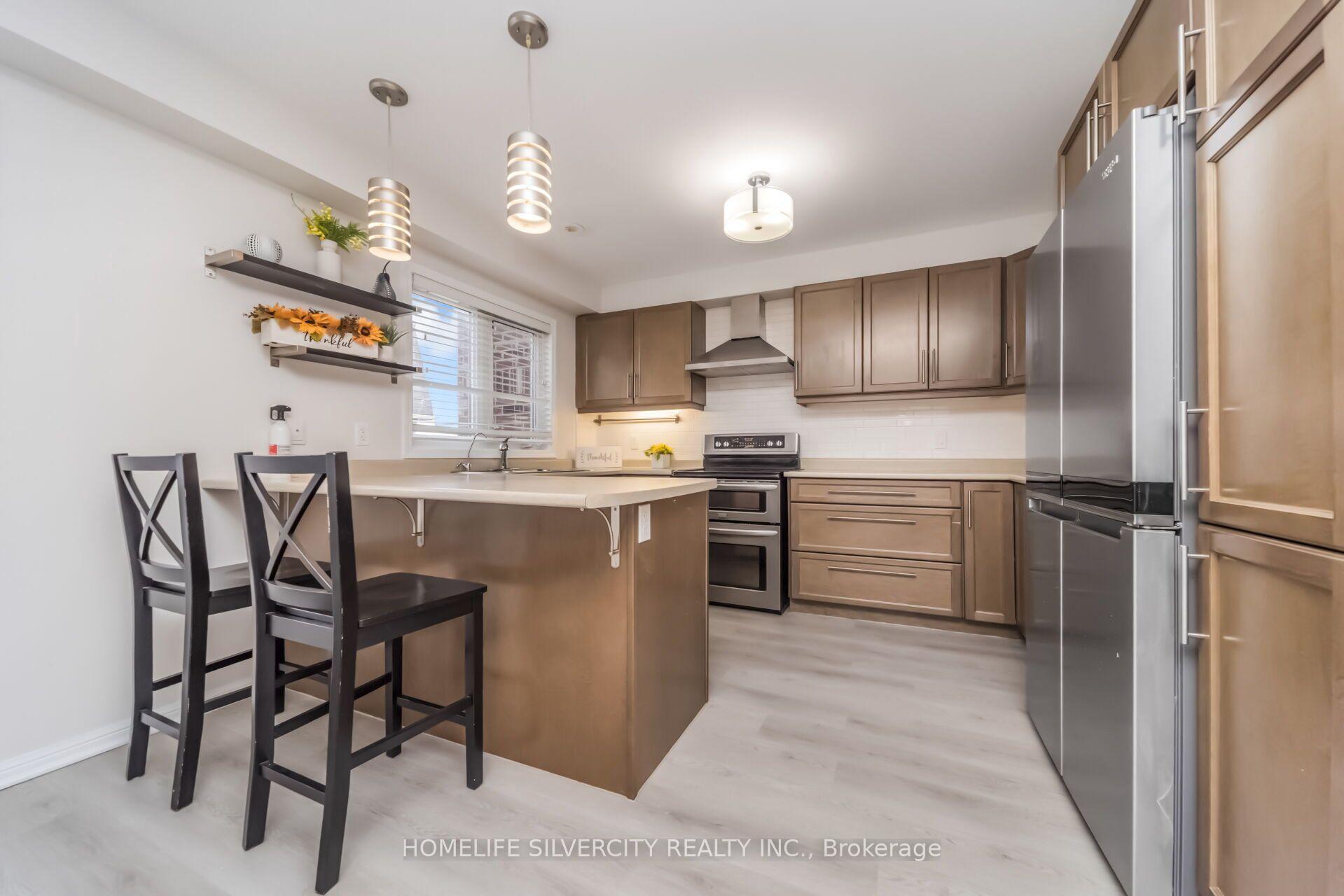 Photo 14 of 31 Betterton Crescent, Brampton, Northwest Brampton — HOMEH