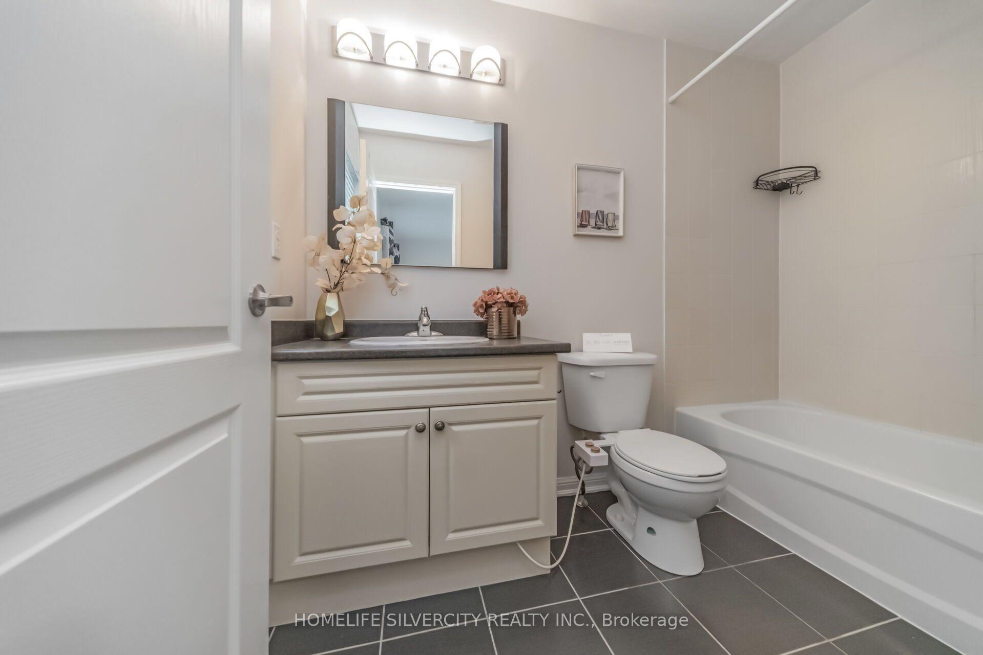 Photo 33 of 31 Betterton Crescent, Brampton, Northwest Brampton — HOMEH