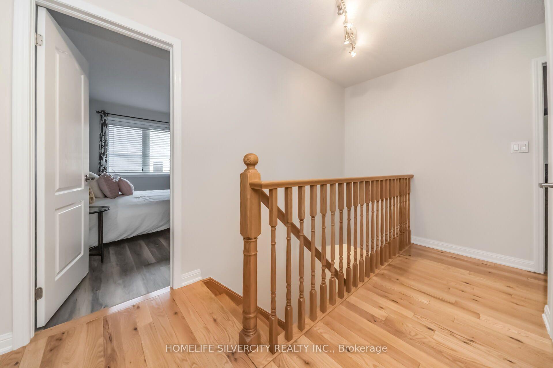 Photo 35 of 31 Betterton Crescent, Brampton, Northwest Brampton — HOMEH