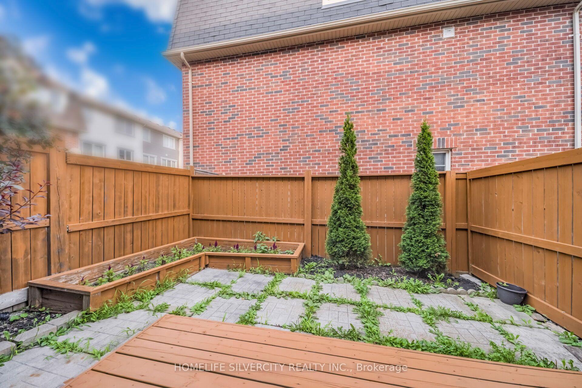 Photo 45 of 31 Betterton Crescent, Brampton, Northwest Brampton — HOMEH