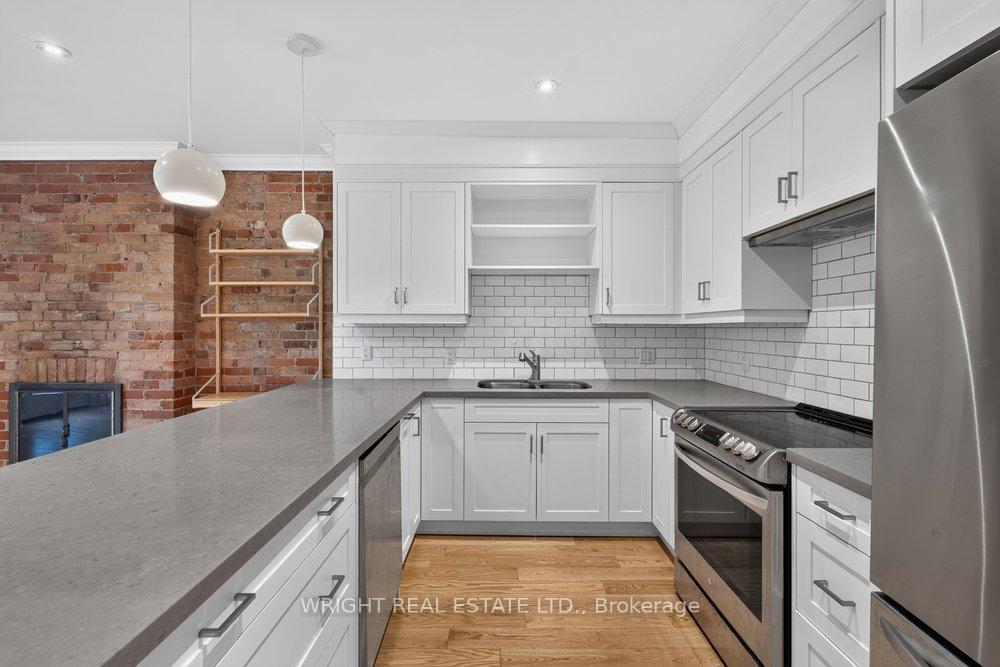 Photo 5 of 51 Albany Avenue, Toronto, The Annex — HOMEH