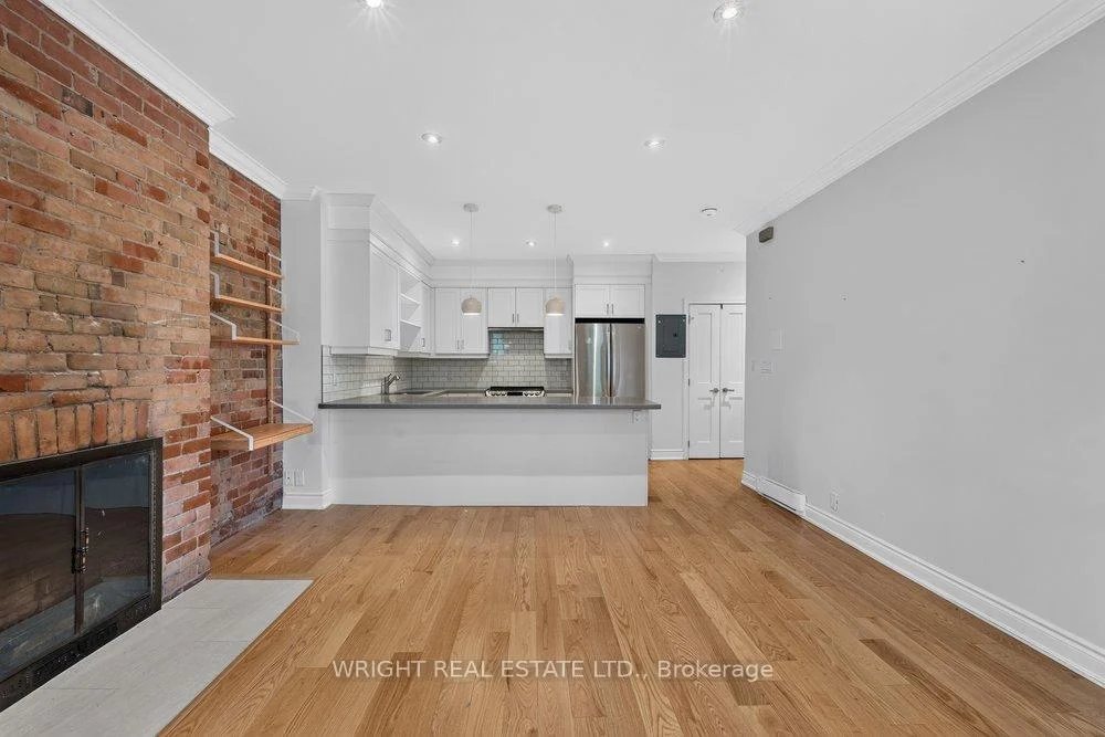 Photo 11 of 51 Albany Avenue, Toronto, The Annex — HOMEH