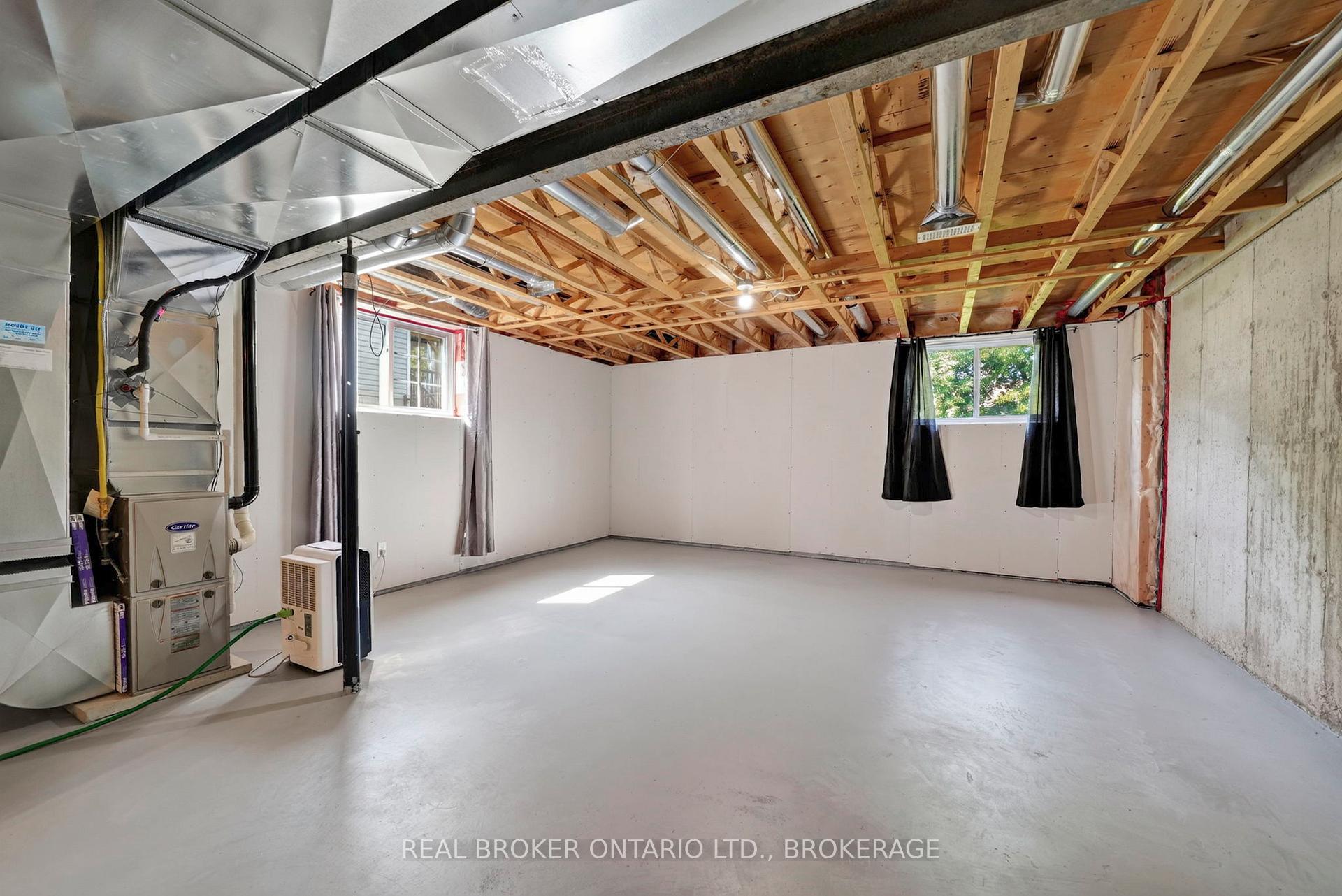 Photo 19 of 3320 Northdale Drive, Cornwall, Cornwall — HOMEH