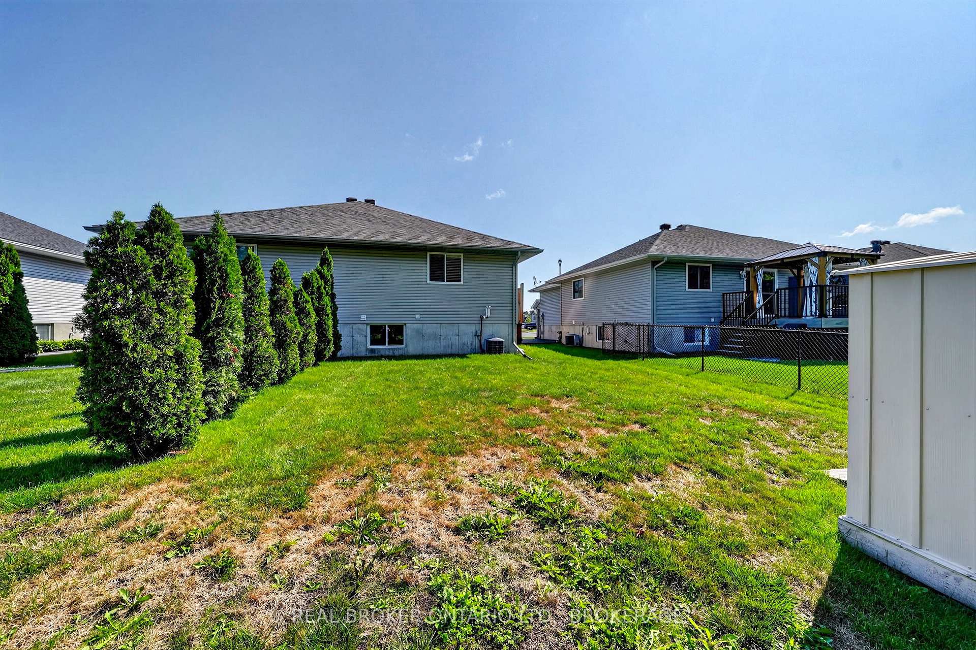 Photo 24 of 3320 Northdale Drive, Cornwall, Cornwall — HOMEH