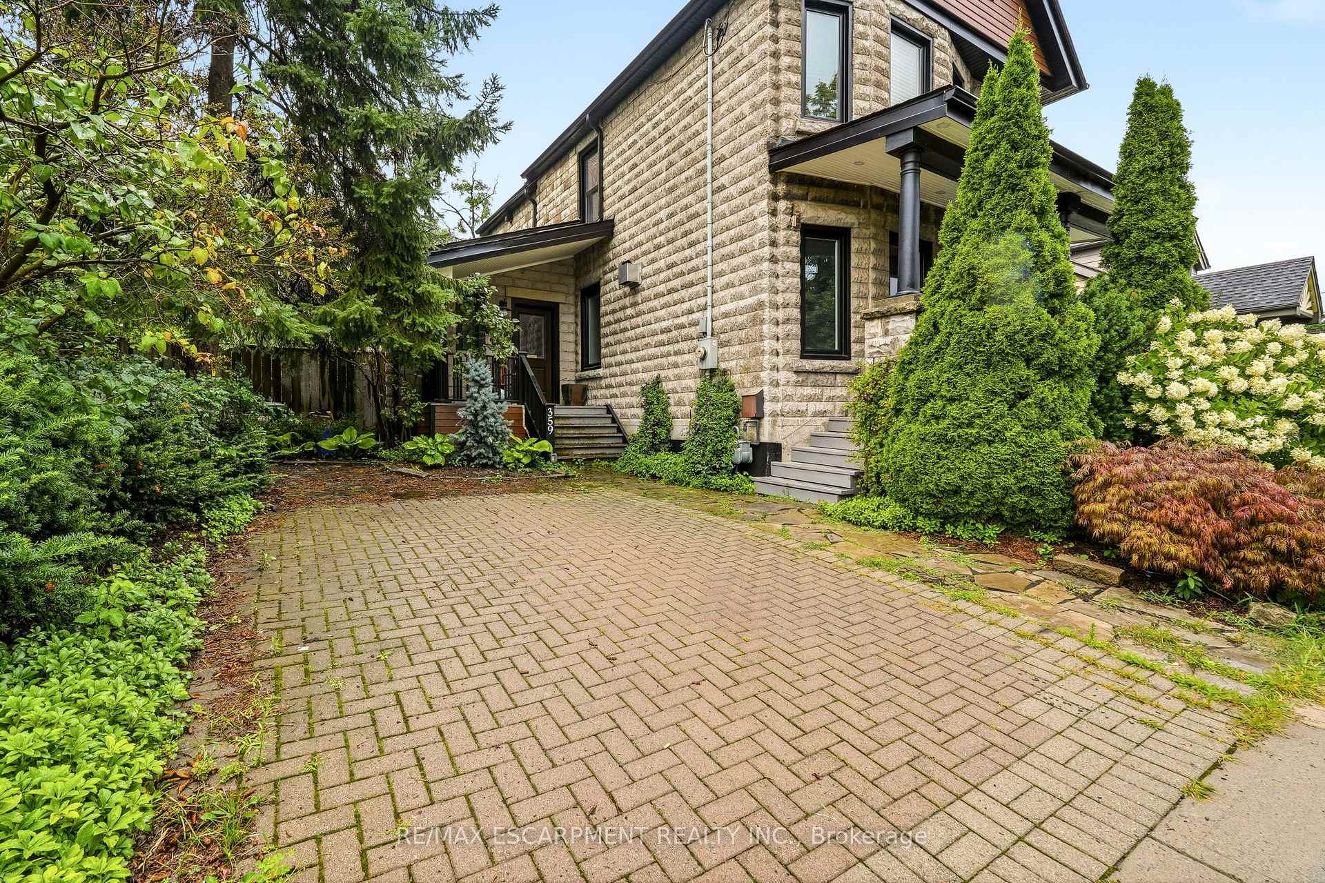 Photo 2 of Unit UPPER, 359 Herkimer Street, Hamilton, Kirkendall — HOMEH