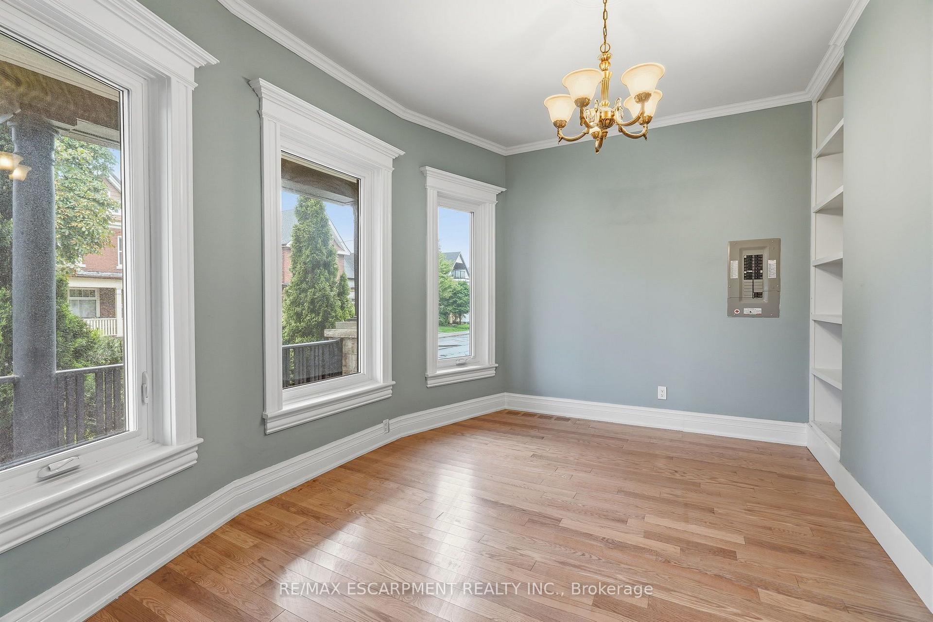 Photo 7 of Unit UPPER, 359 Herkimer Street, Hamilton, Kirkendall — HOMEH