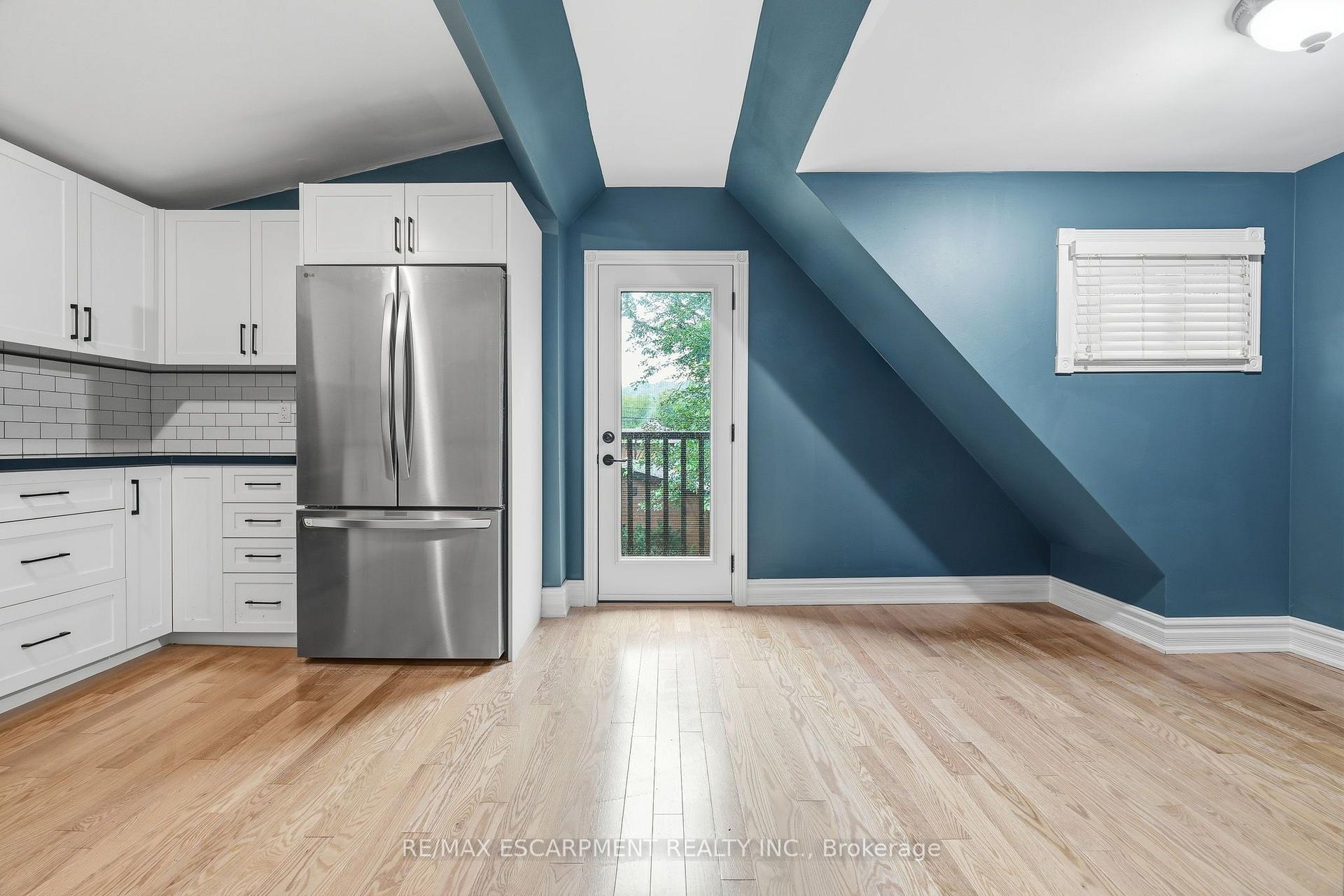 Photo 15 of Unit UPPER, 359 Herkimer Street, Hamilton, Kirkendall — HOMEH