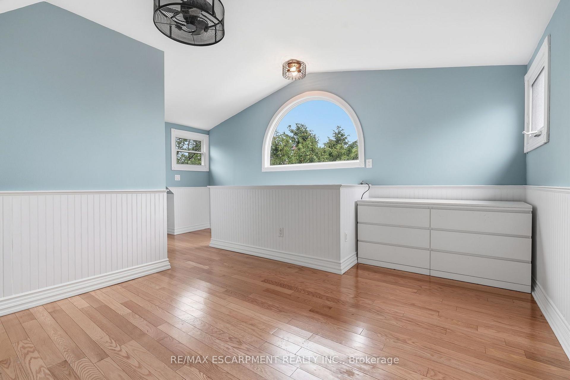 Photo 23 of Unit UPPER, 359 Herkimer Street, Hamilton, Kirkendall — HOMEH