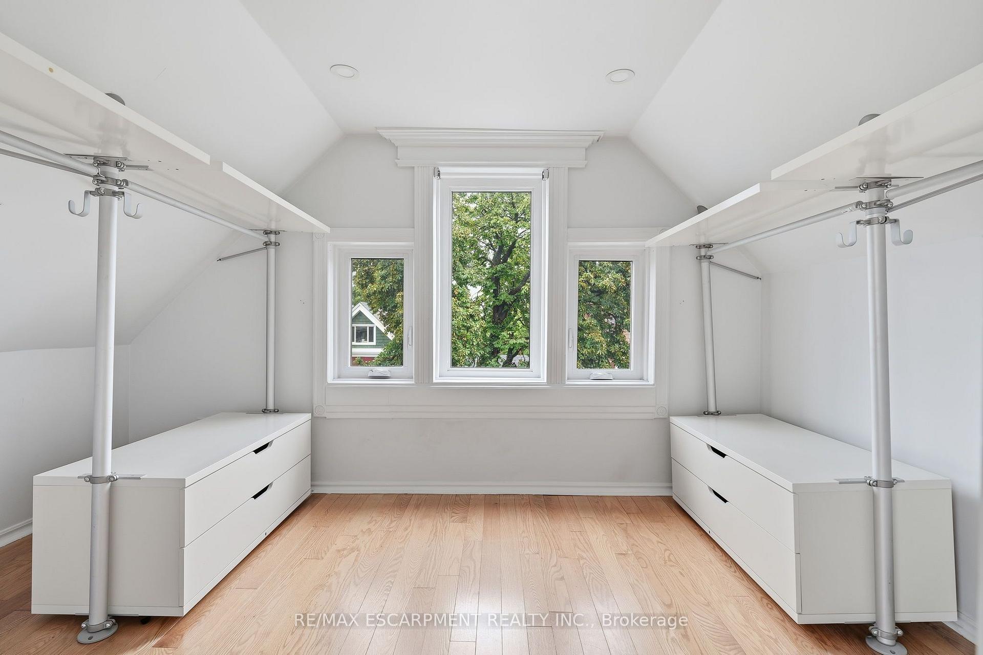 Photo 24 of Unit UPPER, 359 Herkimer Street, Hamilton, Kirkendall — HOMEH