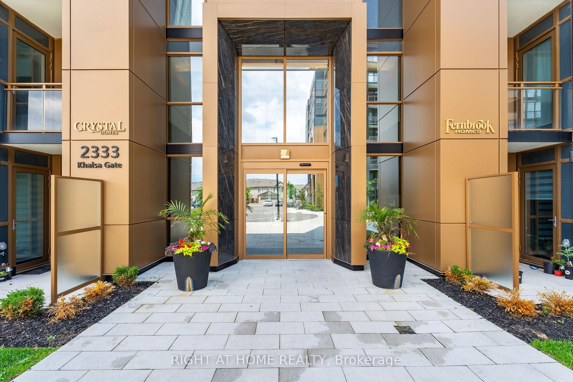 Photo 7 of Unit 702, 2333 Khalsa Gate, Oakville, Westmount — HOMEH