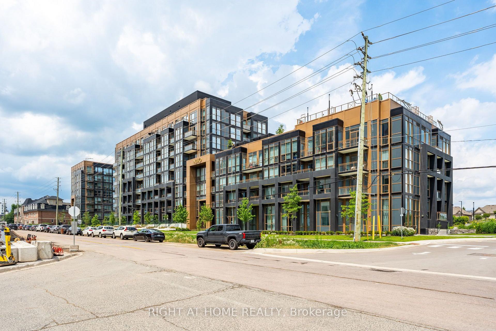 Photo 10 of Unit 702, 2333 Khalsa Gate, Oakville, Westmount — HOMEH