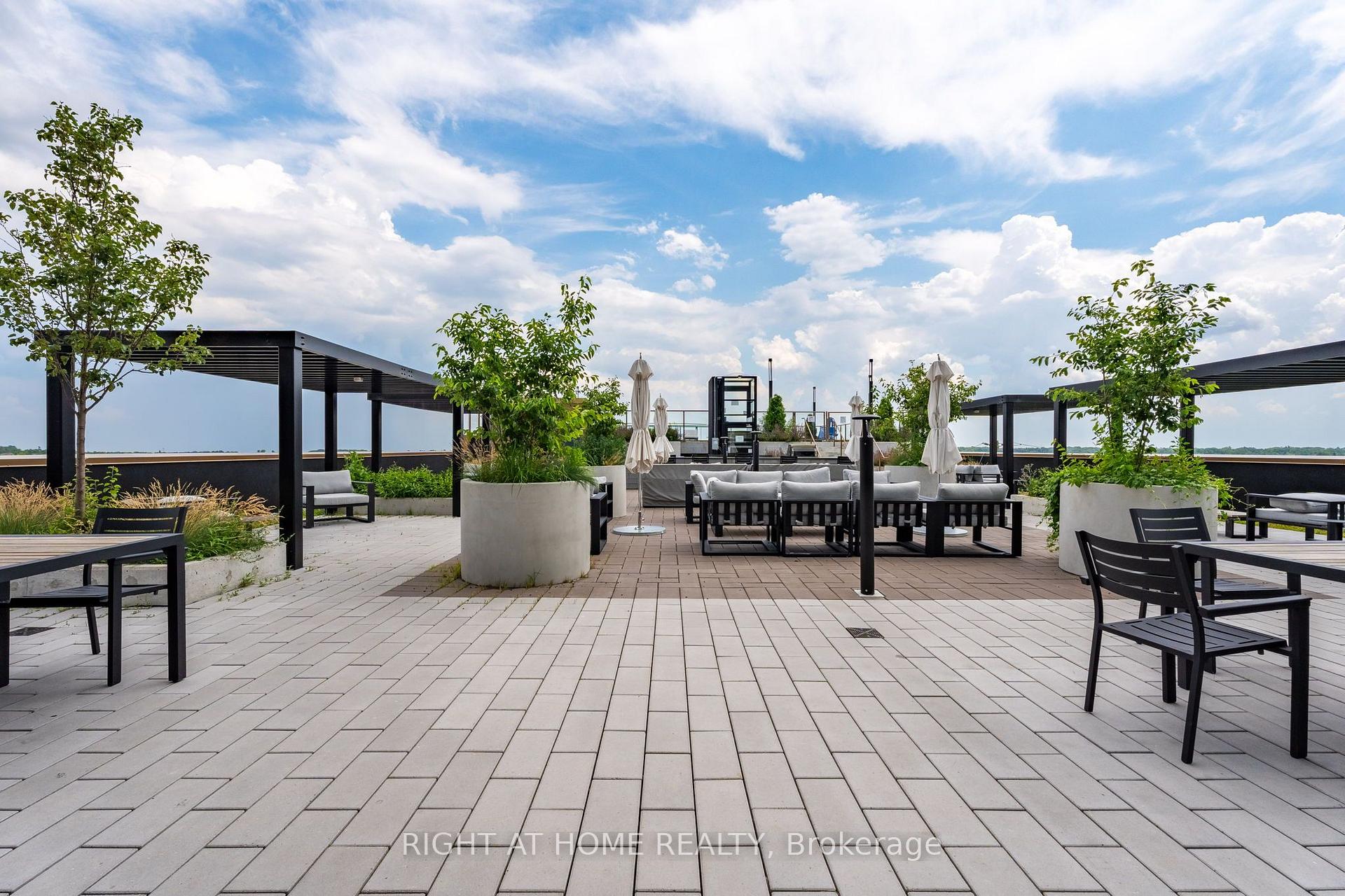 Photo 73 of Unit 702, 2333 Khalsa Gate, Oakville, Westmount — HOMEH