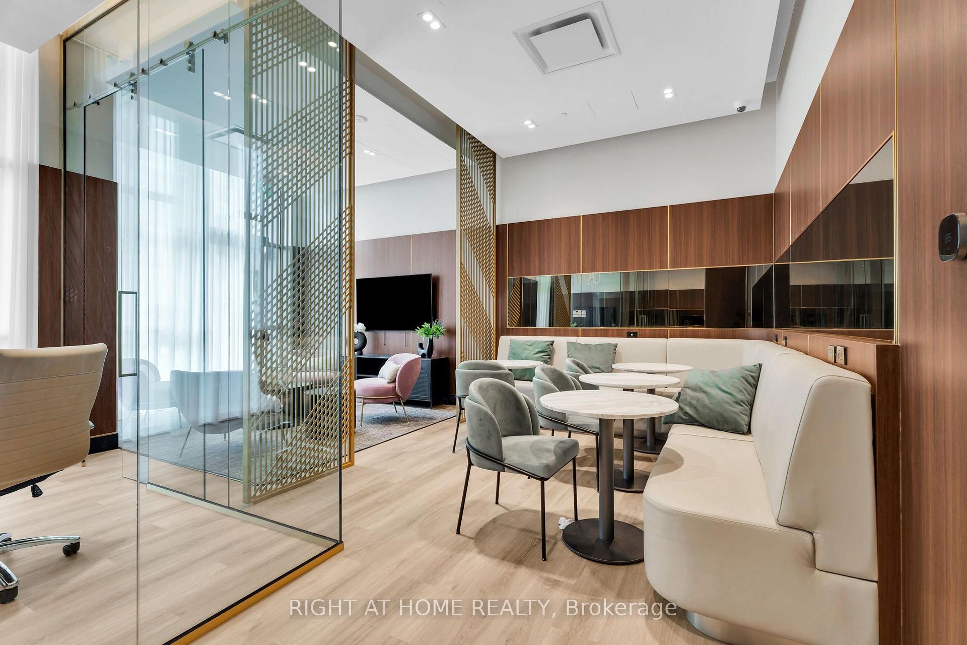 Photo 74 of Unit 702, 2333 Khalsa Gate, Oakville, Westmount — HOMEH