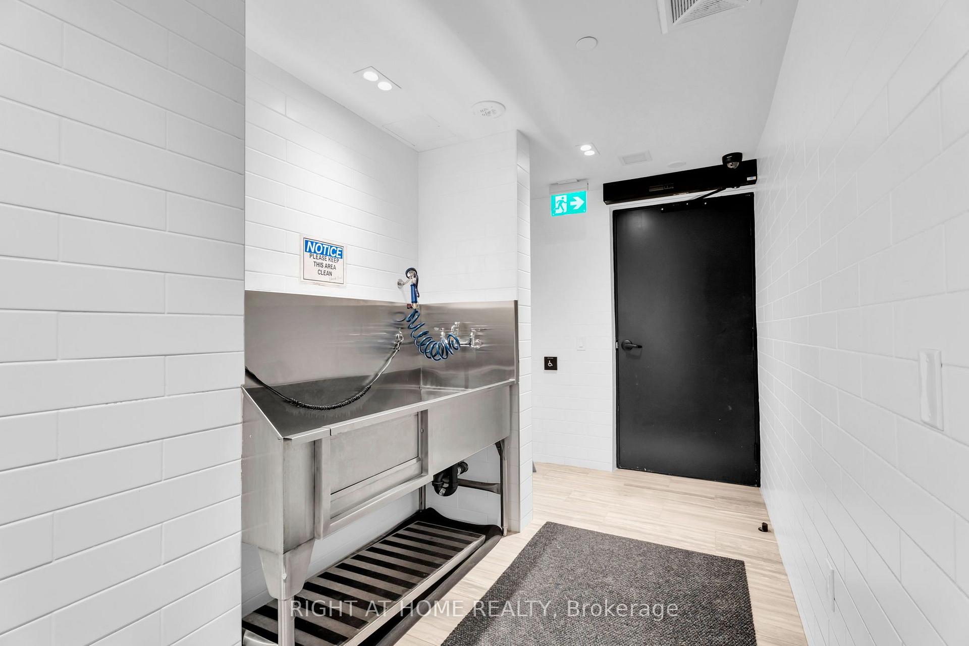 Photo 78 of Unit 702, 2333 Khalsa Gate, Oakville, Westmount — HOMEH