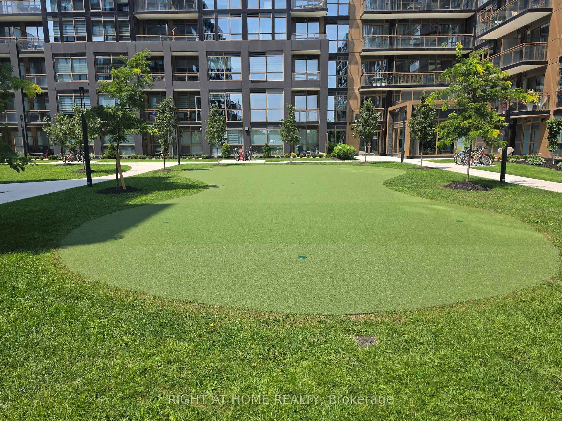 Photo 17 of Unit 702, 2333 Khalsa Gate, Oakville, Westmount — HOMEH