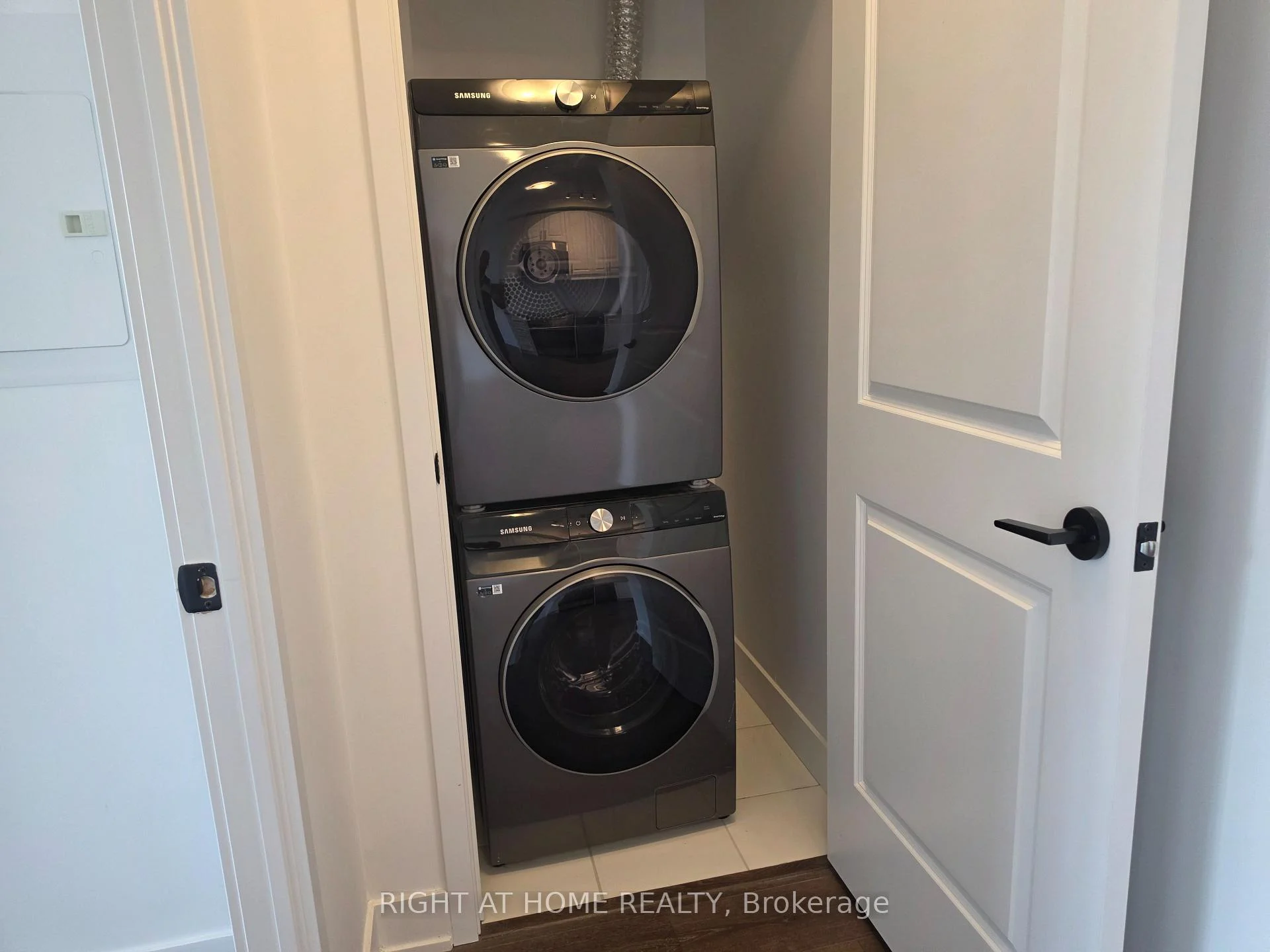 Photo 38 of Unit 702, 2333 Khalsa Gate, Oakville, Westmount — HOMEH