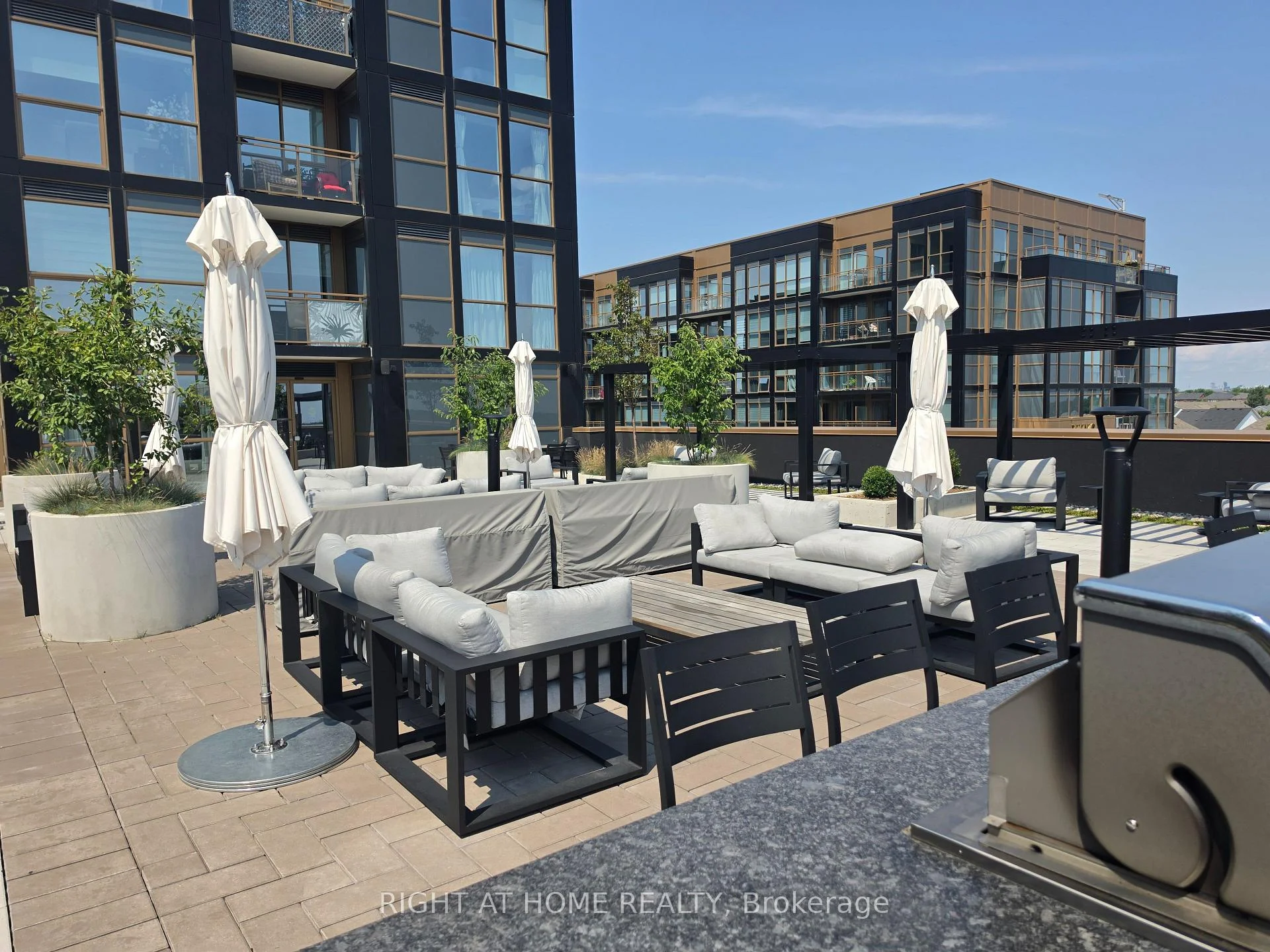 Photo 55 of Unit 702, 2333 Khalsa Gate, Oakville, Westmount — HOMEH