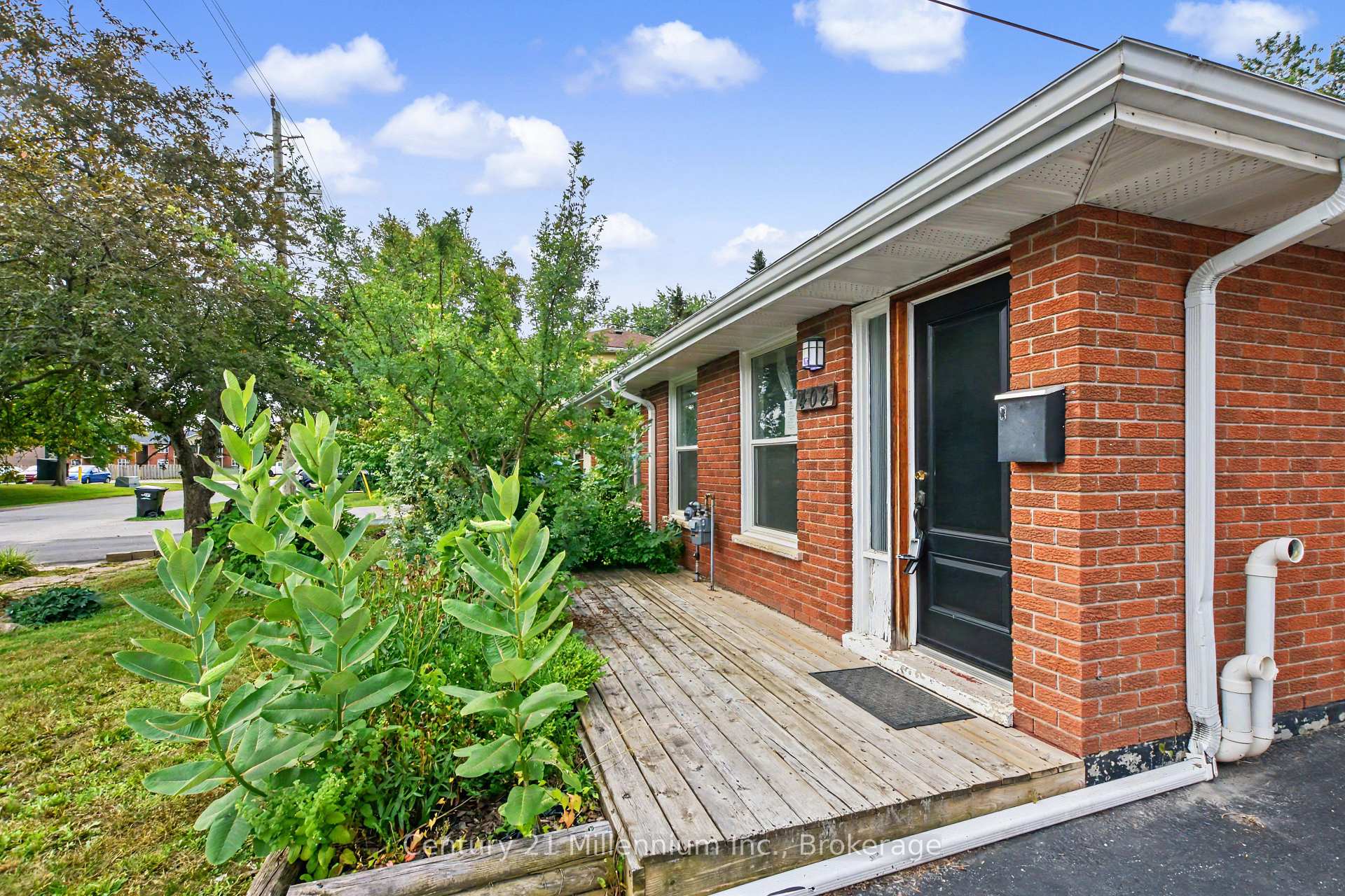 Photo 2 of 408 Walnut Street, Collingwood — HOMEH