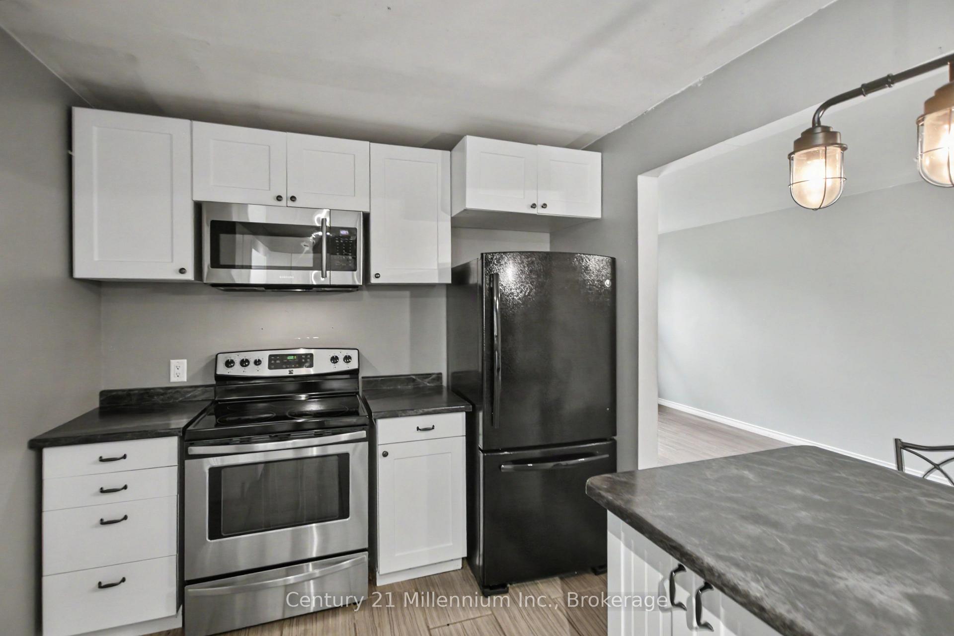 Photo 8 of 408 Walnut Street, Collingwood — HOMEH