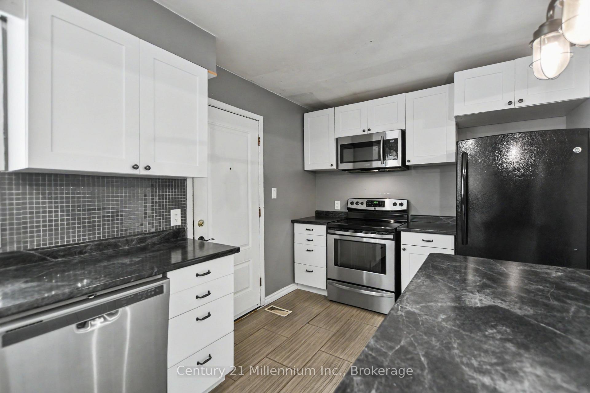 Photo 9 of 408 Walnut Street, Collingwood — HOMEH