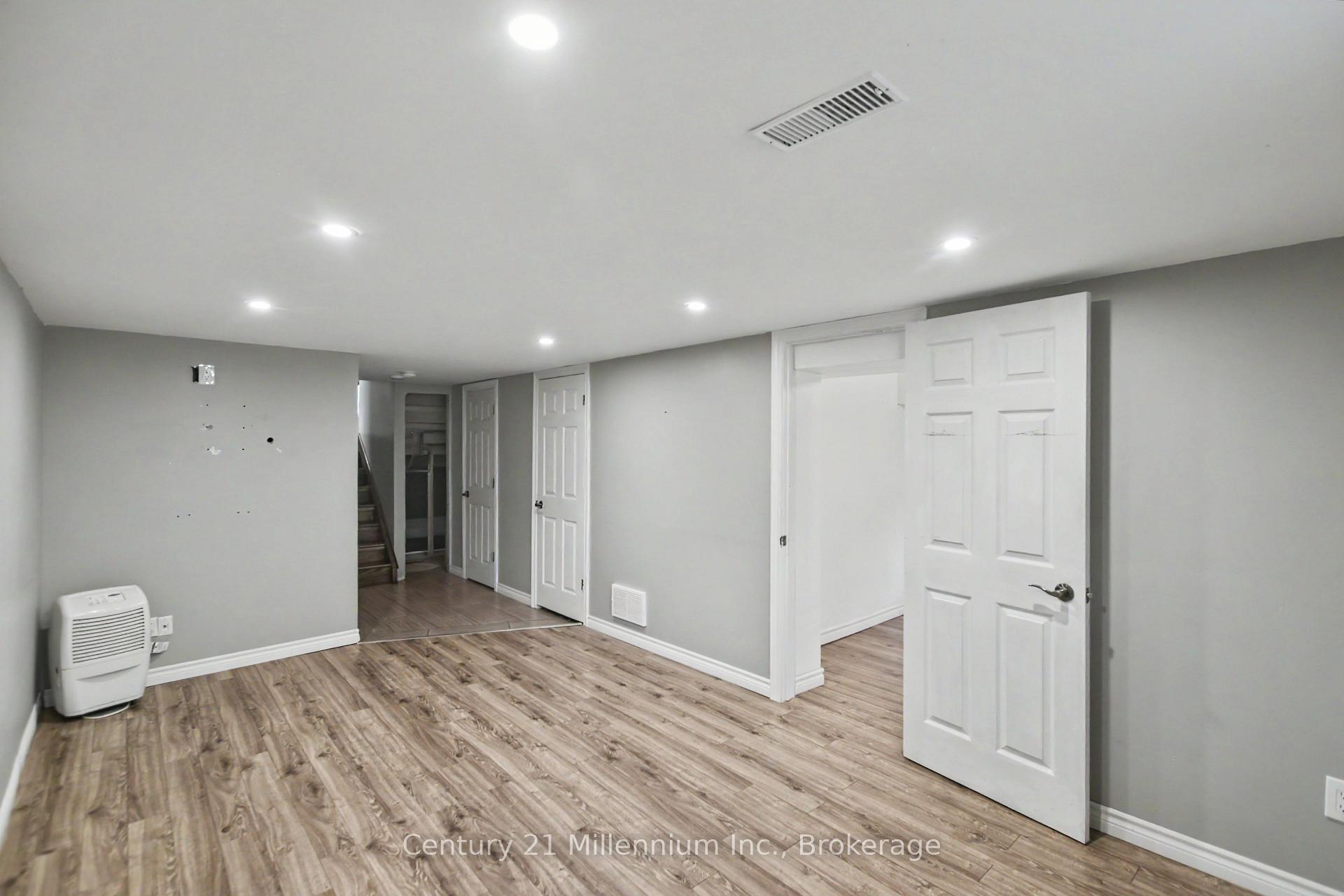 Photo 26 of 408 Walnut Street, Collingwood — HOMEH