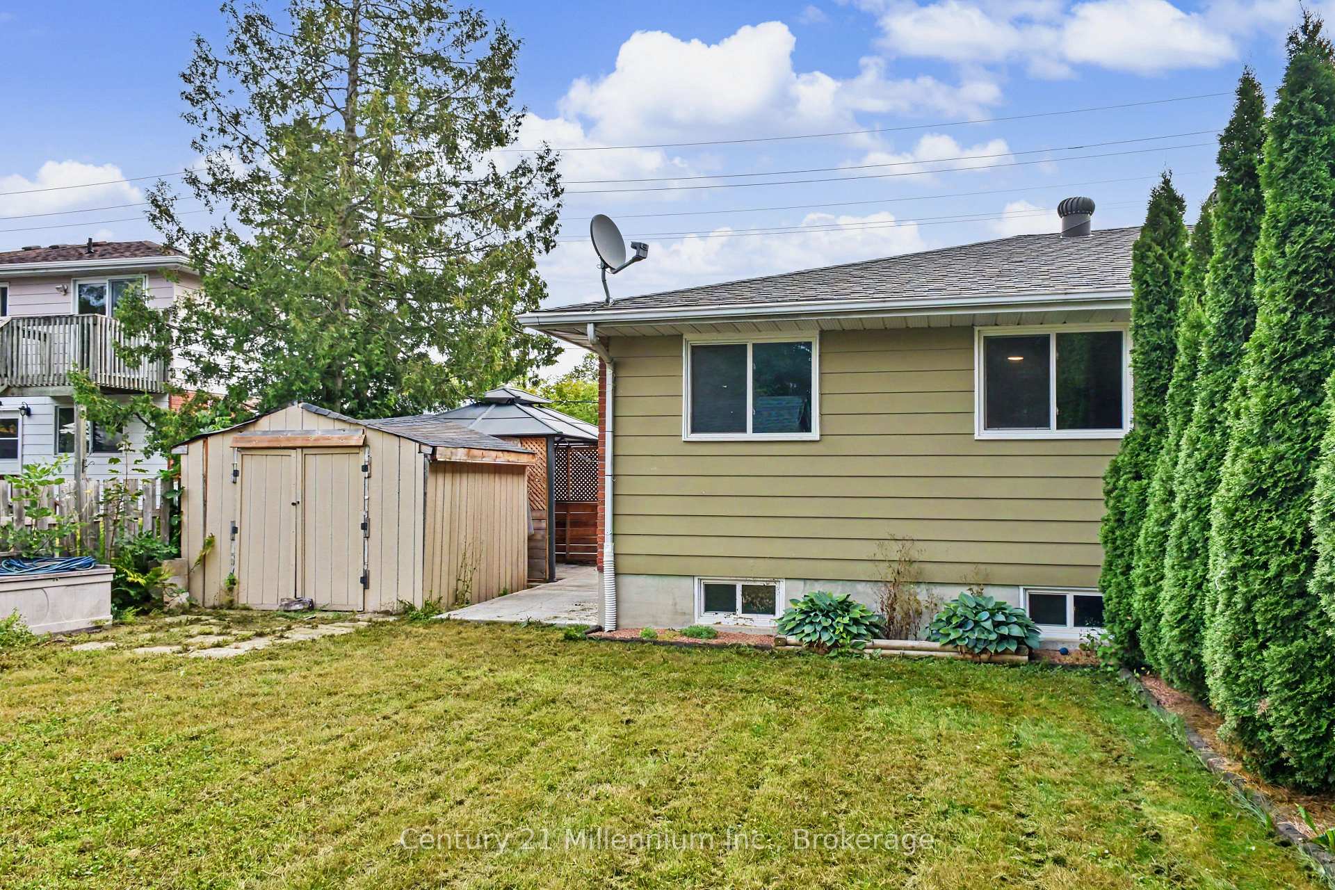 Photo 36 of 408 Walnut Street, Collingwood — HOMEH