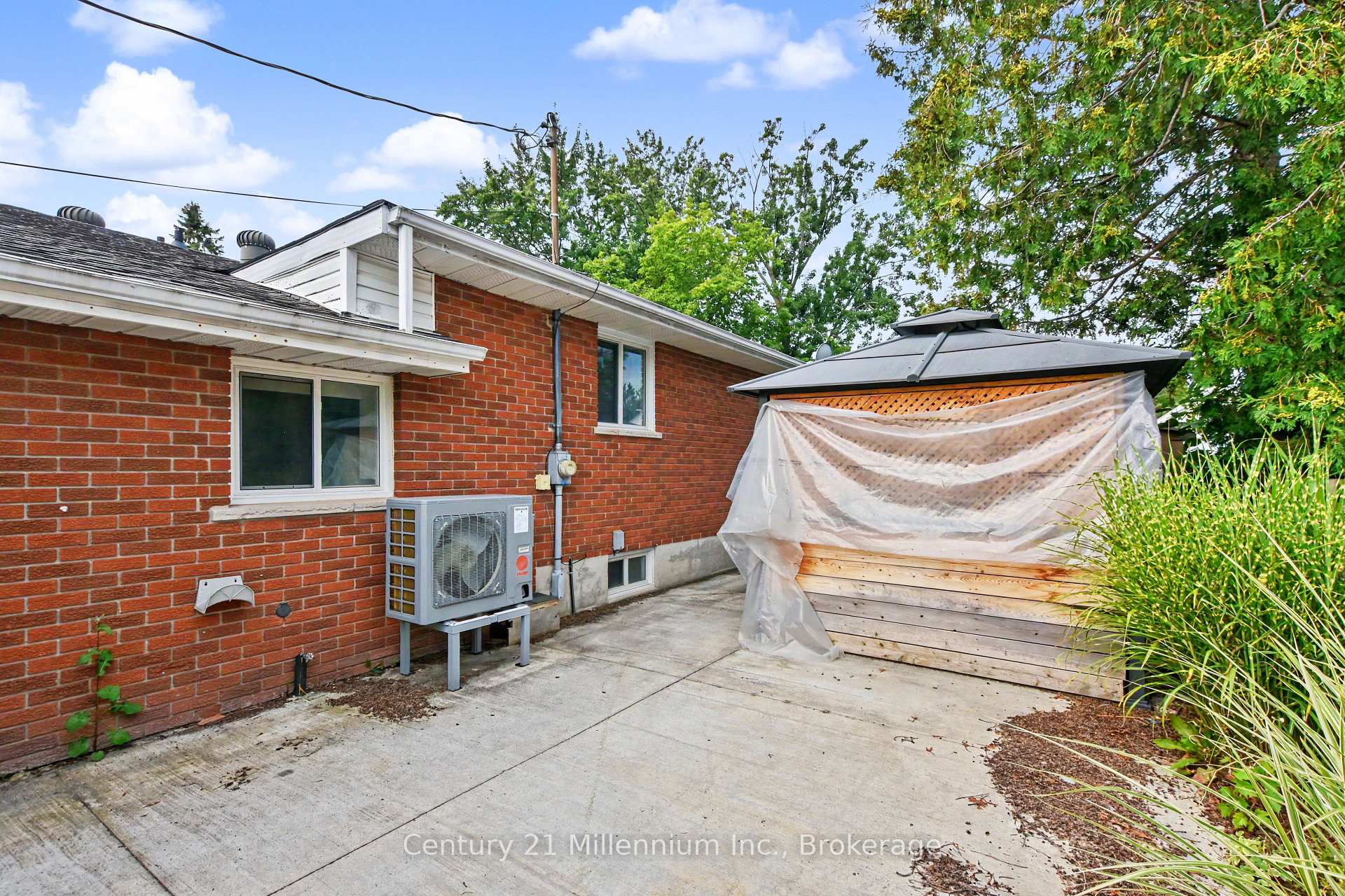 Photo 40 of 408 Walnut Street, Collingwood — HOMEH