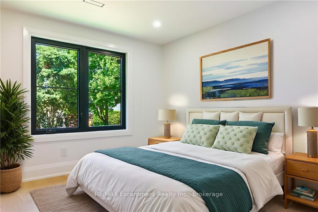 Photo 19 of 319 Beechfield Road, Oakville, Ford — HOMEH
