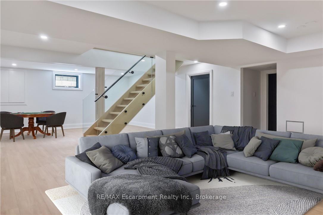 Photo 20 of 319 Beechfield Road, Oakville, Ford — HOMEH