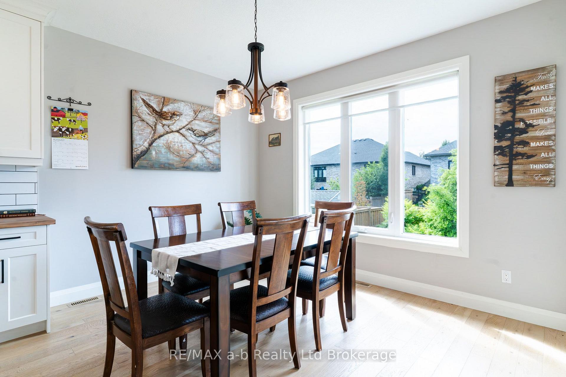 Photo 22 of 23 Brookside Lane, Tillsonburg — HOMEH
