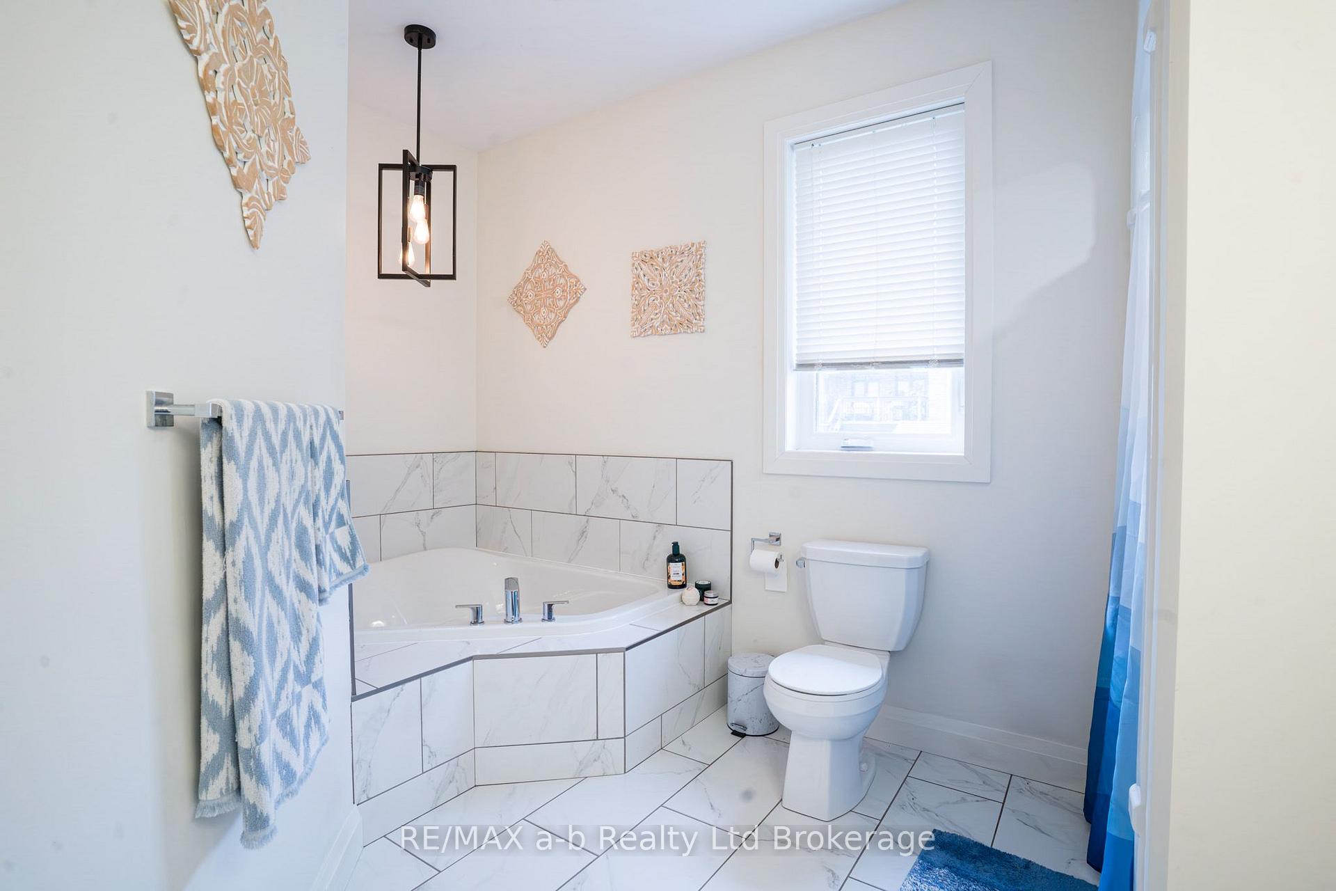 Photo 26 of 23 Brookside Lane, Tillsonburg — HOMEH