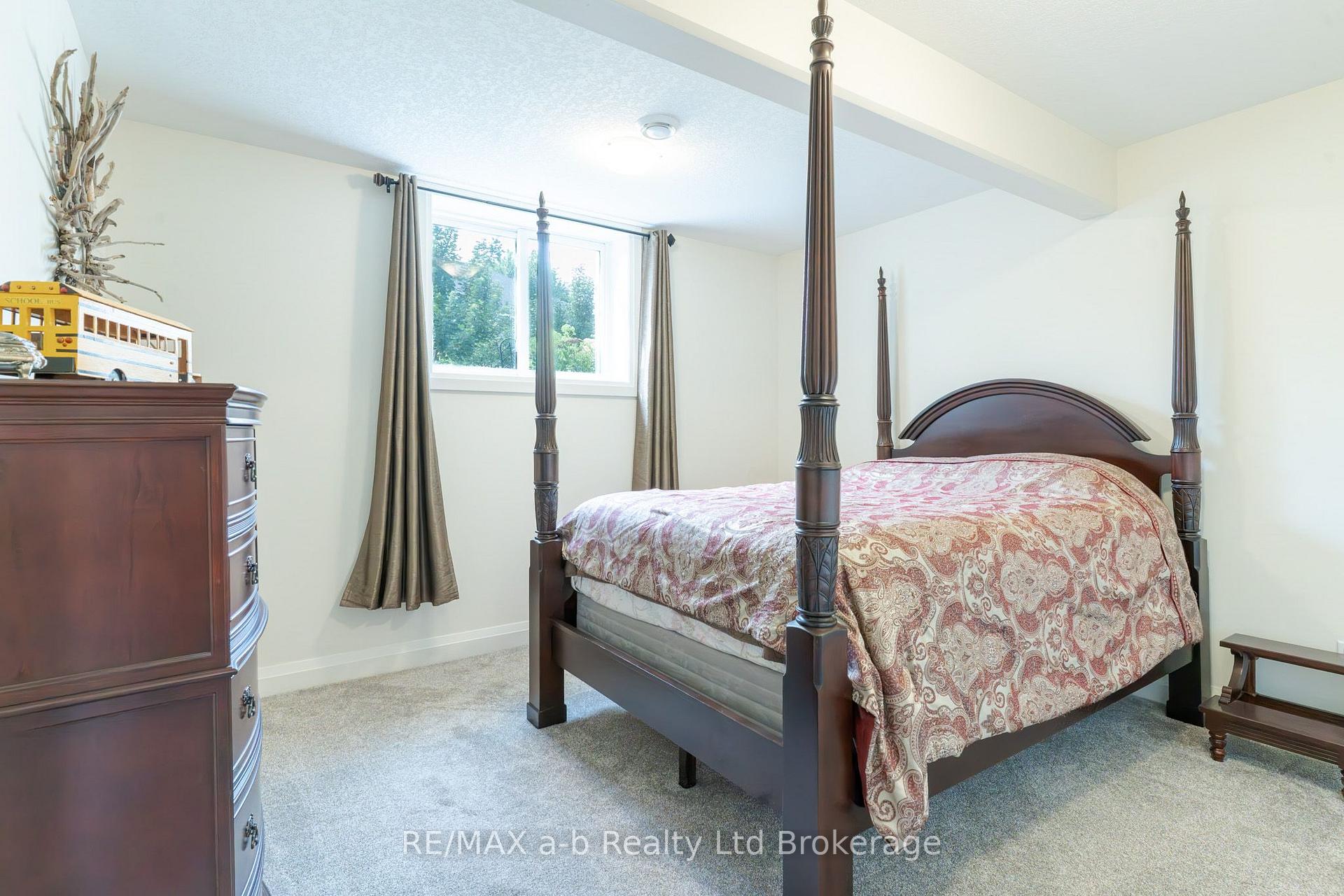 Photo 36 of 23 Brookside Lane, Tillsonburg — HOMEH