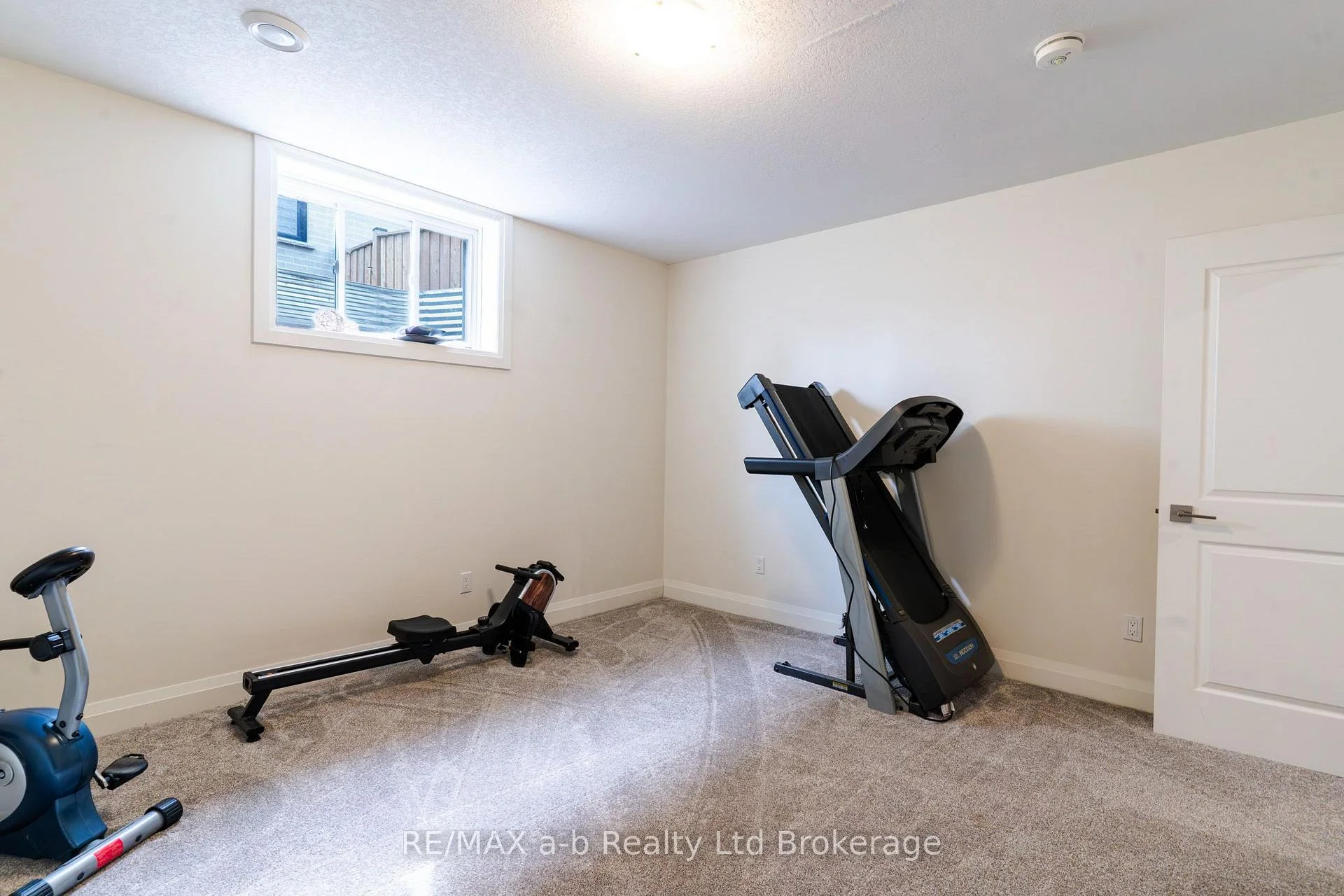 Photo 31 of 23 Brookside Lane, Tillsonburg — HOMEH