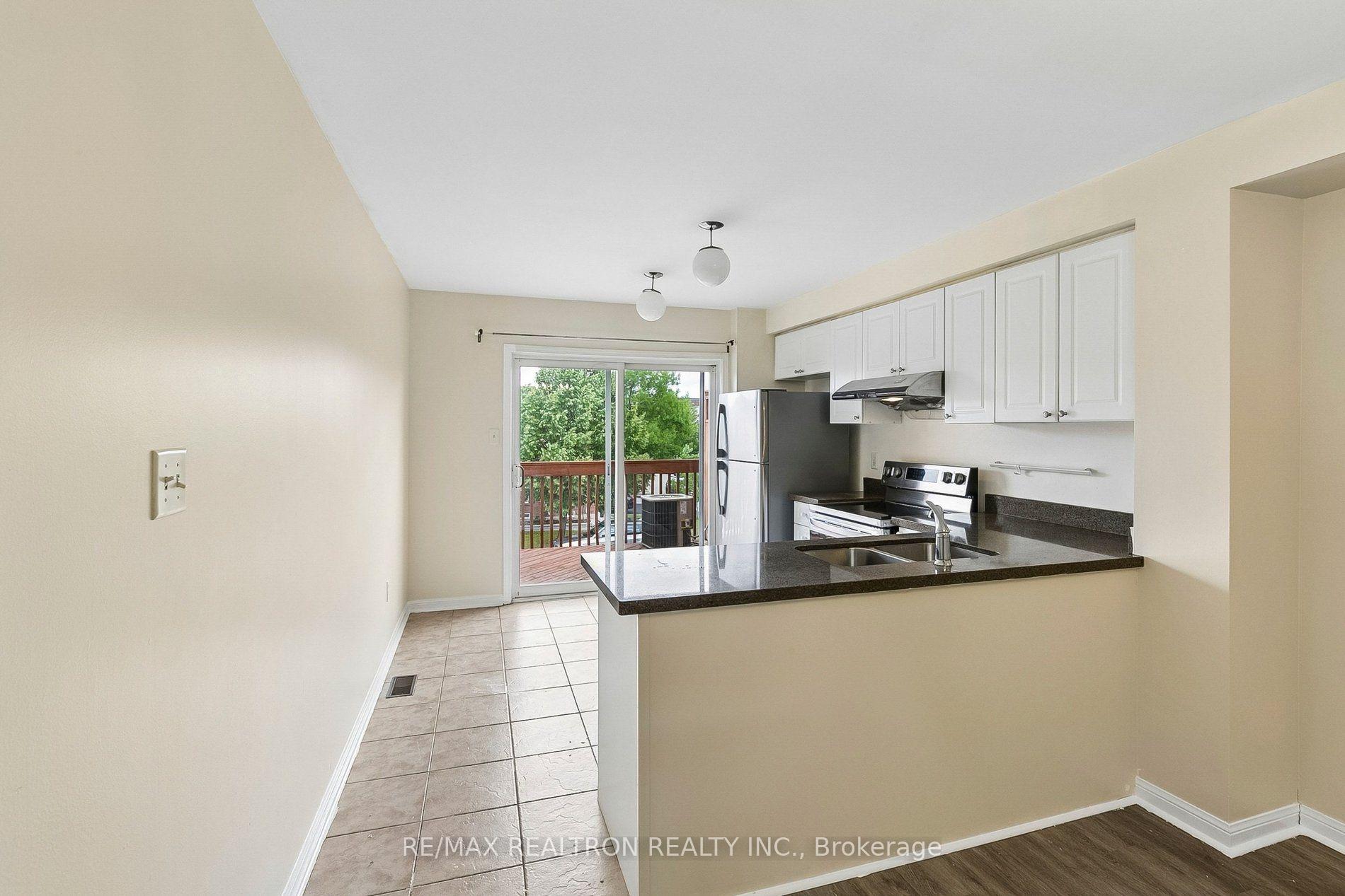 Photo 15 of 23 Ecopark Gate, Scarborough, Rouge — HOMEH