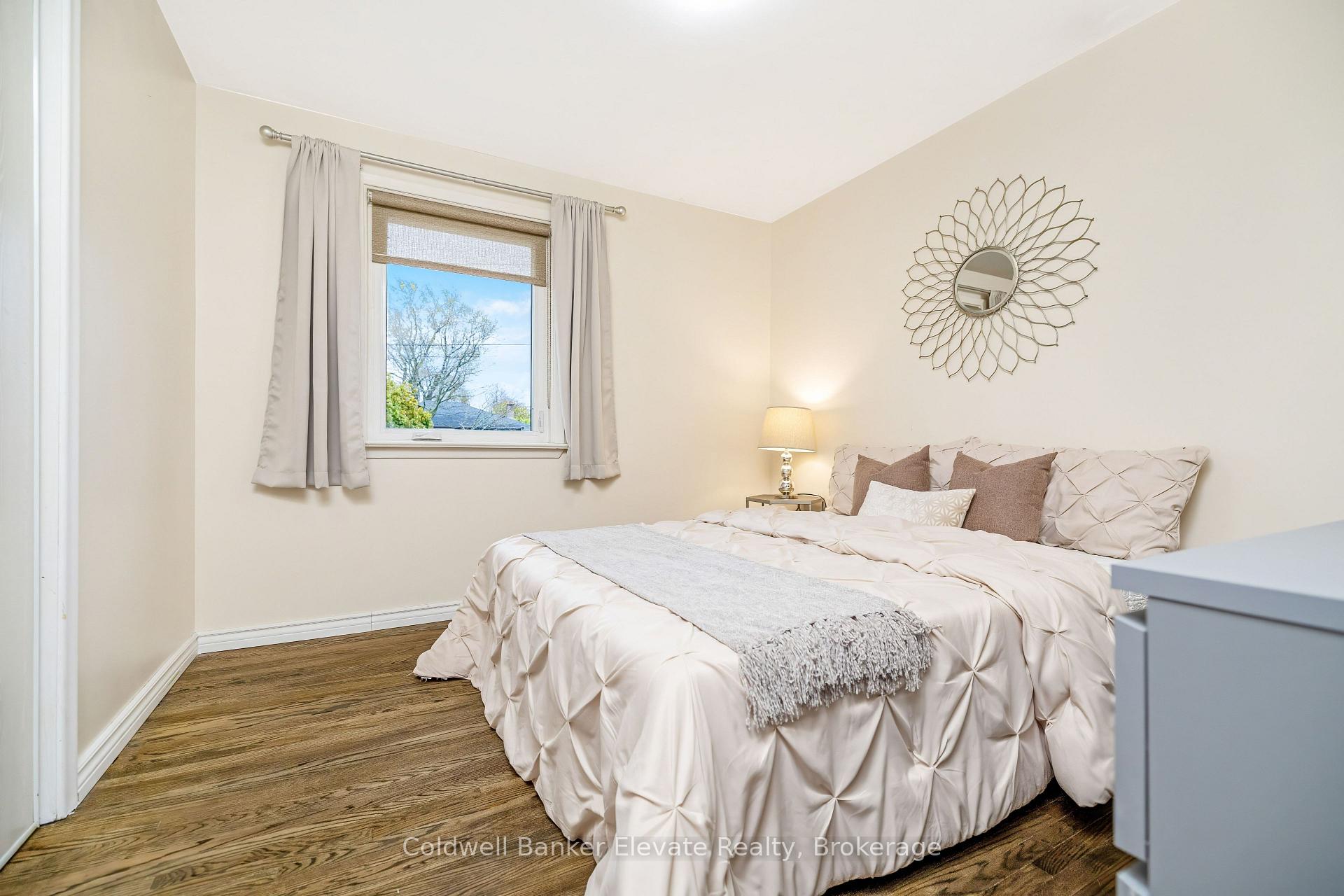 Photo 22 of 39 McGilvray Crescent, Halton Hills, Georgetown — HOMEH