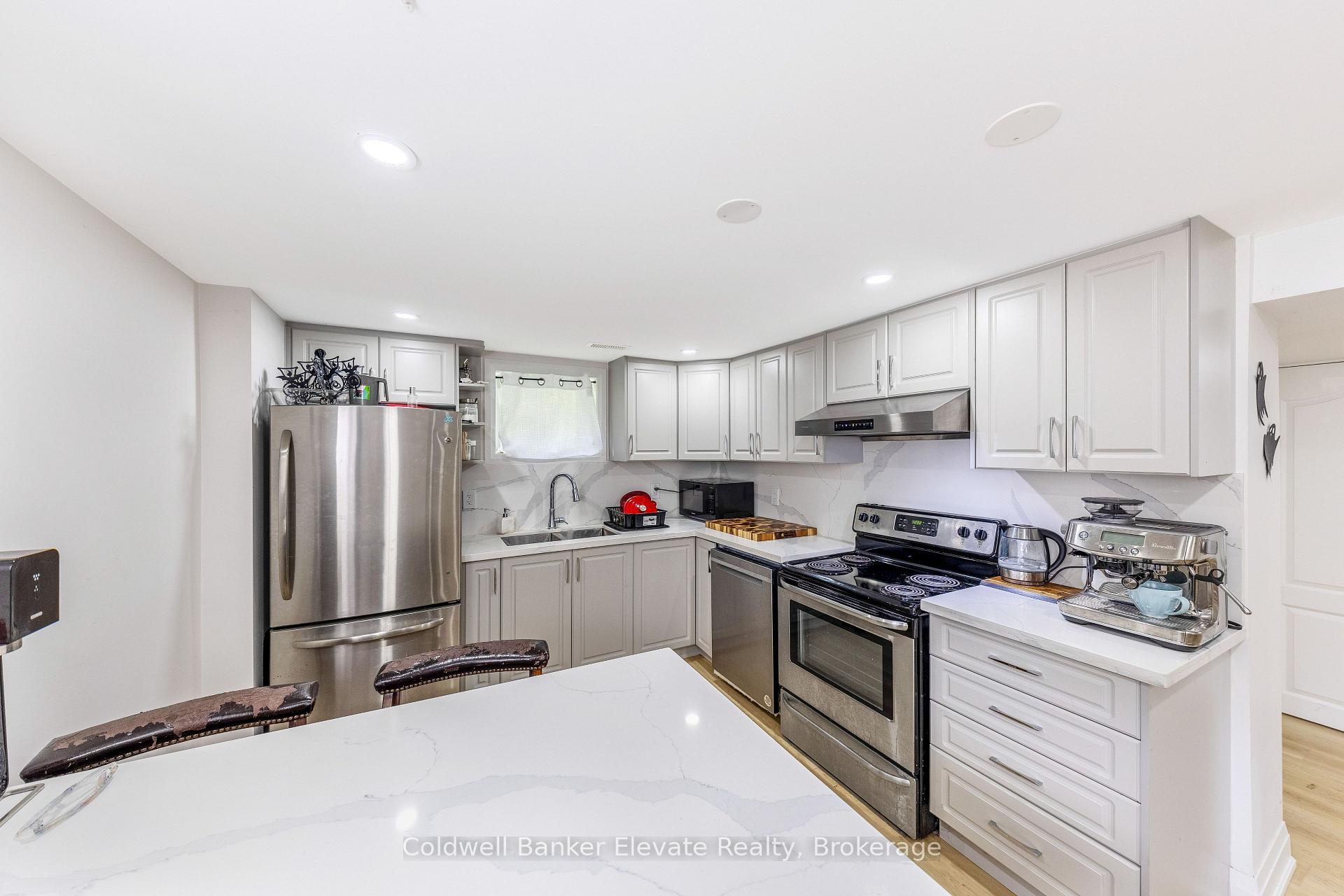 Photo 29 of 39 McGilvray Crescent, Halton Hills, Georgetown — HOMEH