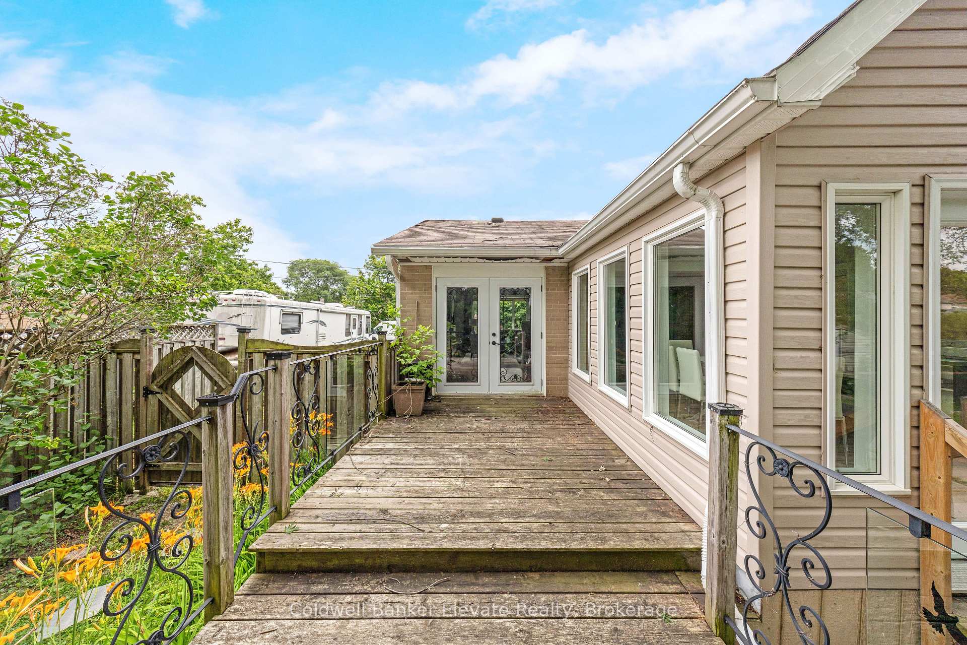 Photo 37 of 39 McGilvray Crescent, Halton Hills, Georgetown — HOMEH