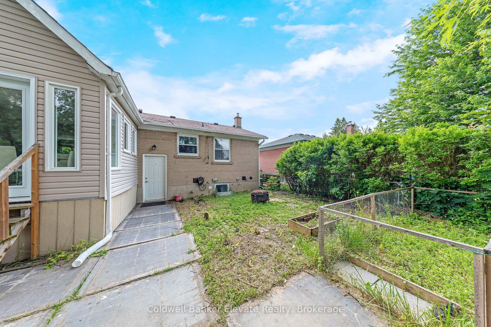Photo 42 of 39 McGilvray Crescent, Halton Hills, Georgetown — HOMEH